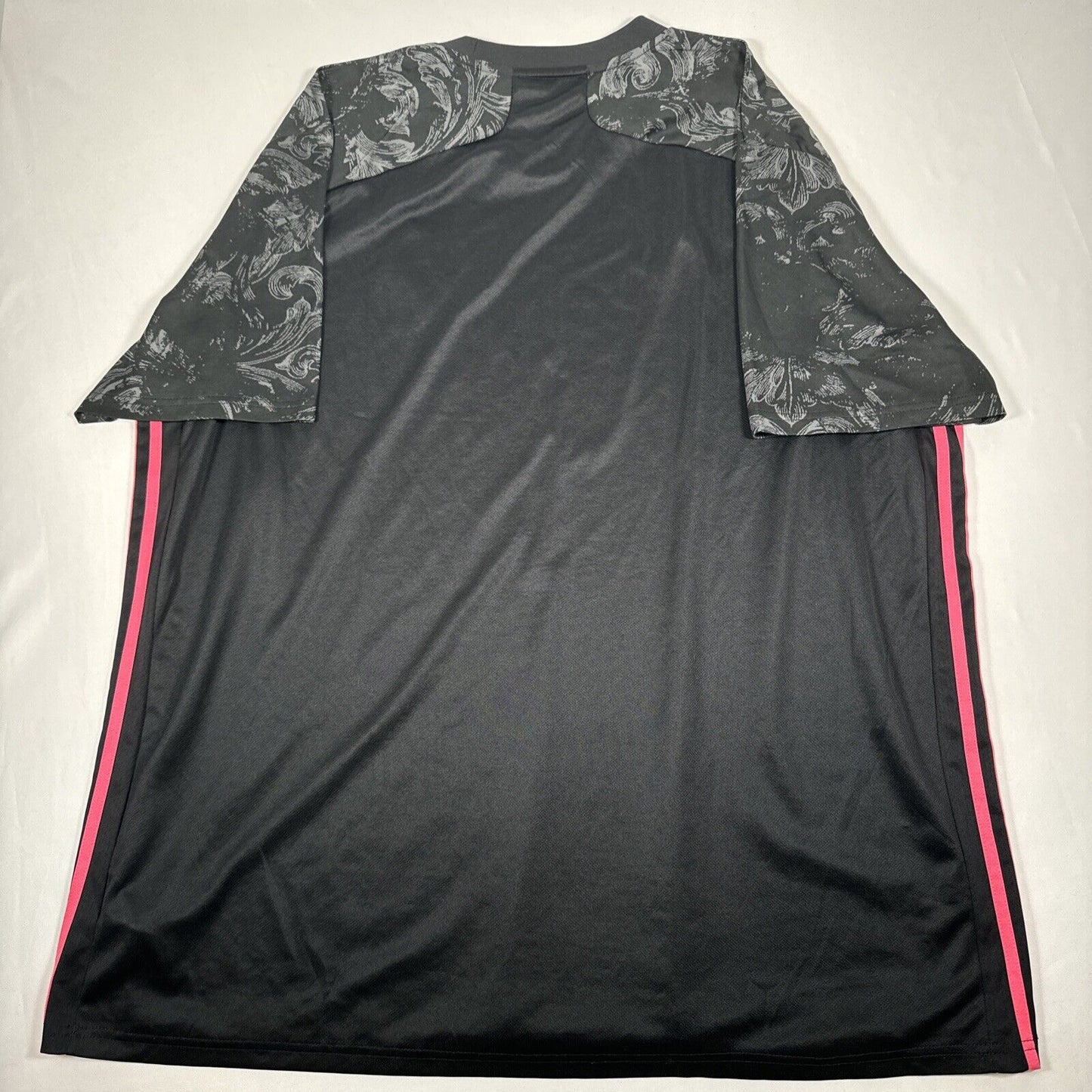 Real Madrid 2020/2021 Third Football Shirt 3XL XXXL - Football Shirt Kingdom