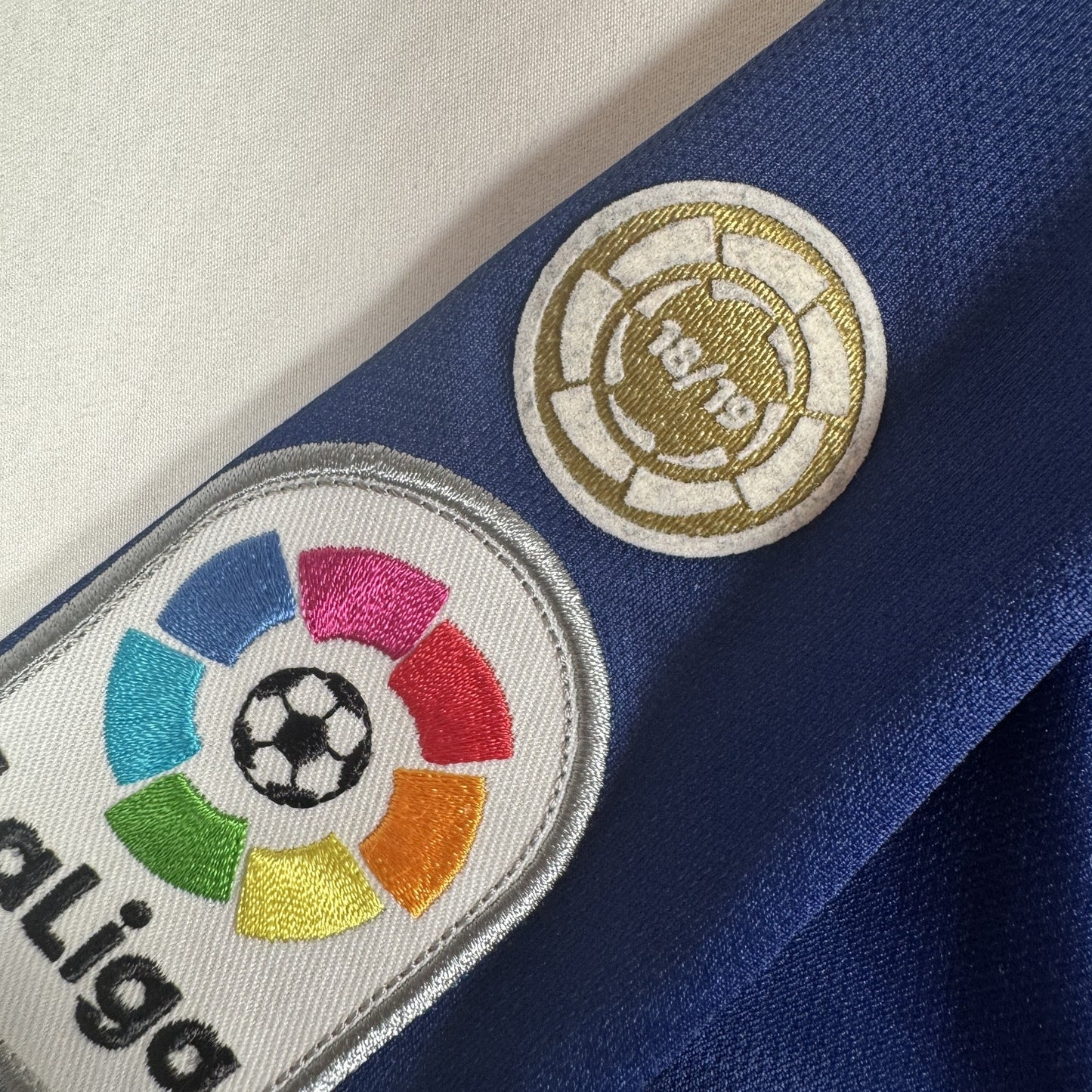MESSI 10 Barcelona 2019/2020 Home Football Shirt Small