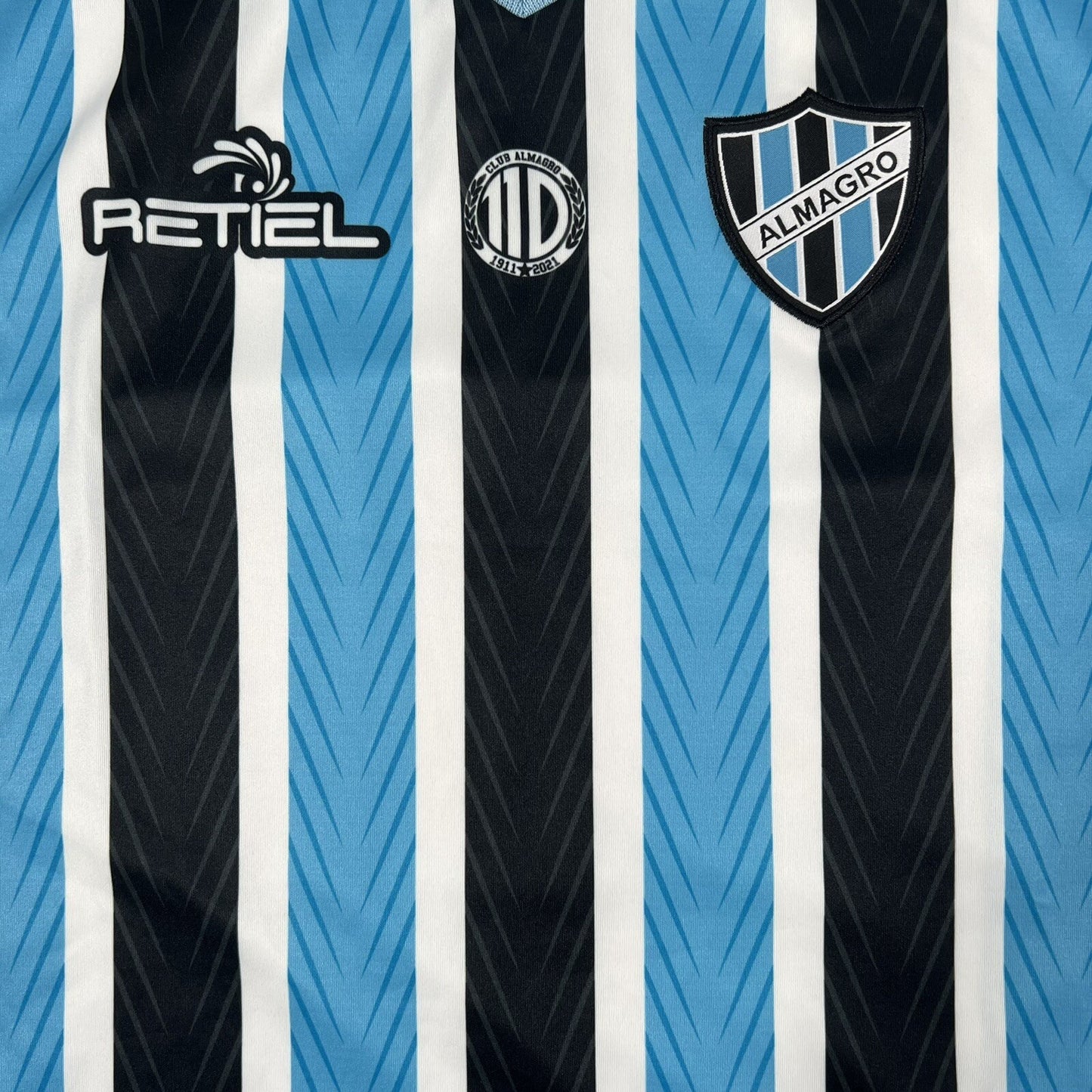 club almagro 2021 2022 home football shirt men s xxl 2xl1
