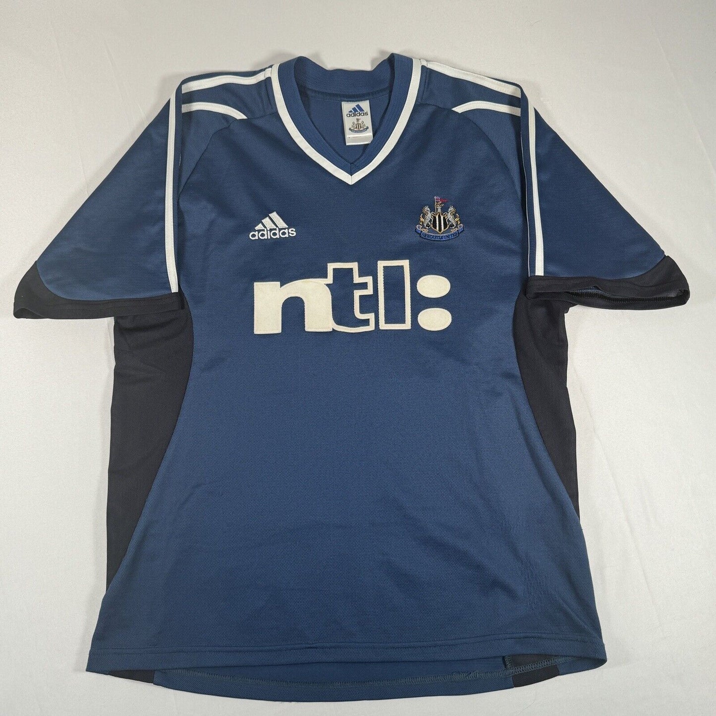 newcastle united 2001 2002 away football shirt small2