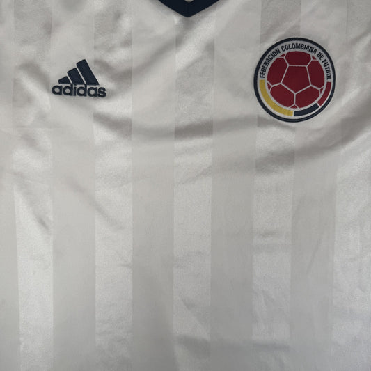 Colombia 2016/2017/2018 Home Football Shirt  Large