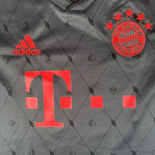 Bayern Munich 2022/2023 Third Football Shirt  Small