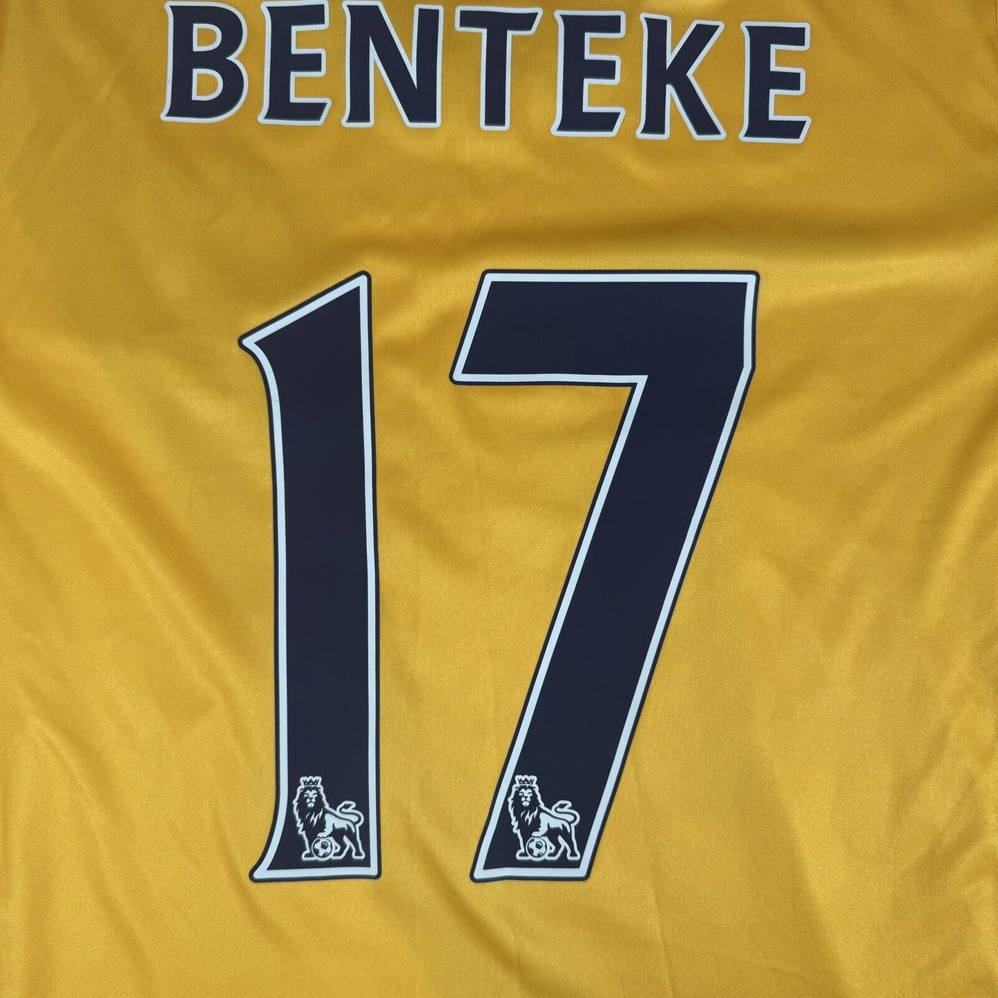 BENTEKE 17 Crystal Palace 2016/2017 Away Football Shirt Medium - Football Shirt Kingdom