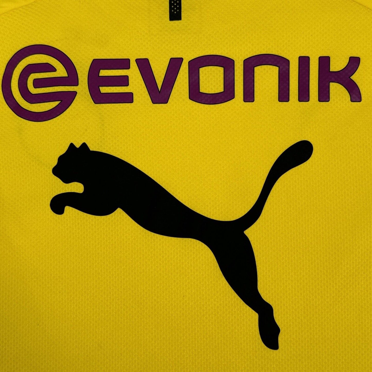 Borussia Dortmund 2018/2019 Training Football Shirt Men’s Small - Football Shirt Kingdom