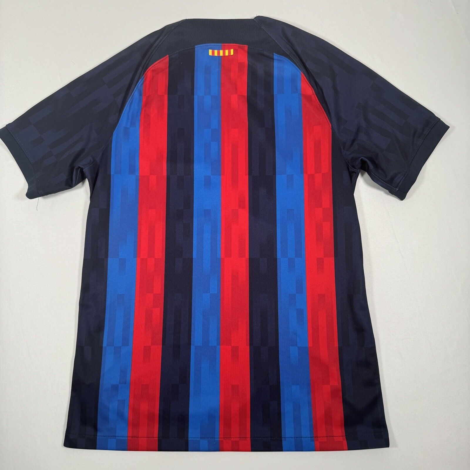 barcelona 2022 2023 home football shirt men s medium3