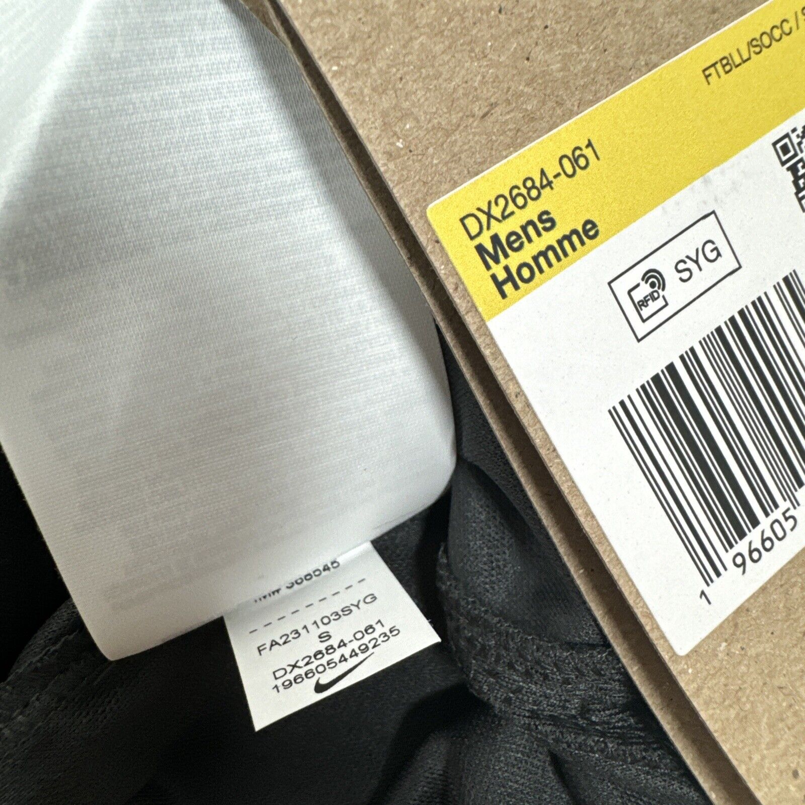 chelsea 2023 2024 goalkeeper football shirt bnwt small5