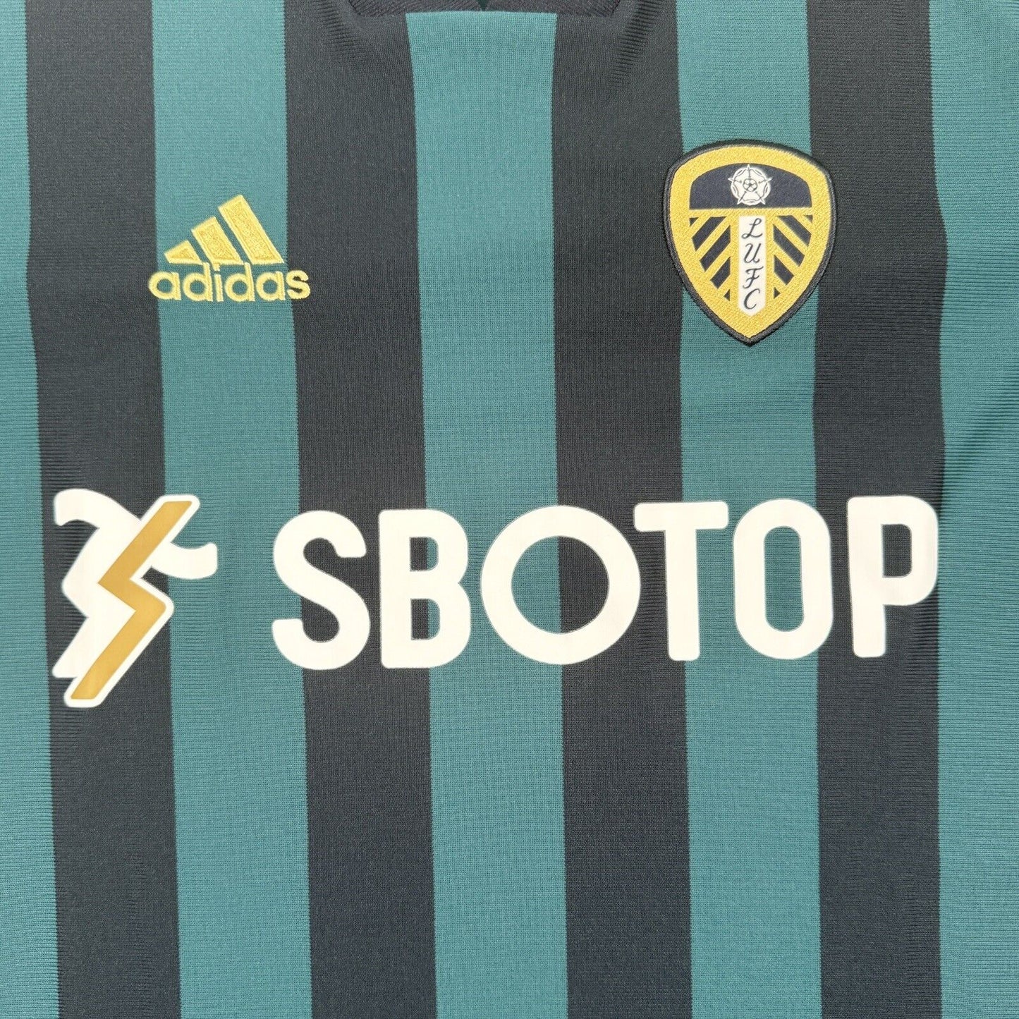 Leeds United 2020/2021 Away  Football Shirt   Medium - Football Shirt Kingdom