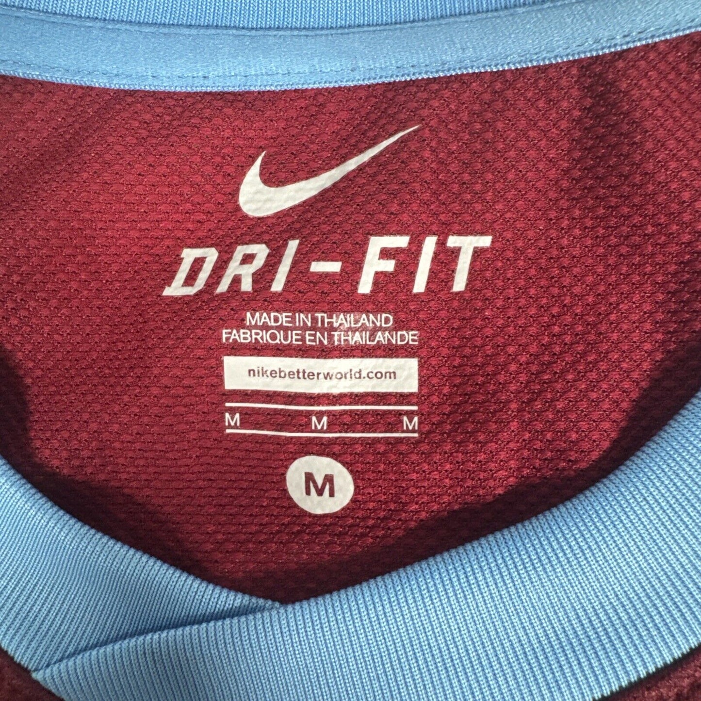 gardner 38 aston villa 2011 2012 home football shirt medium5