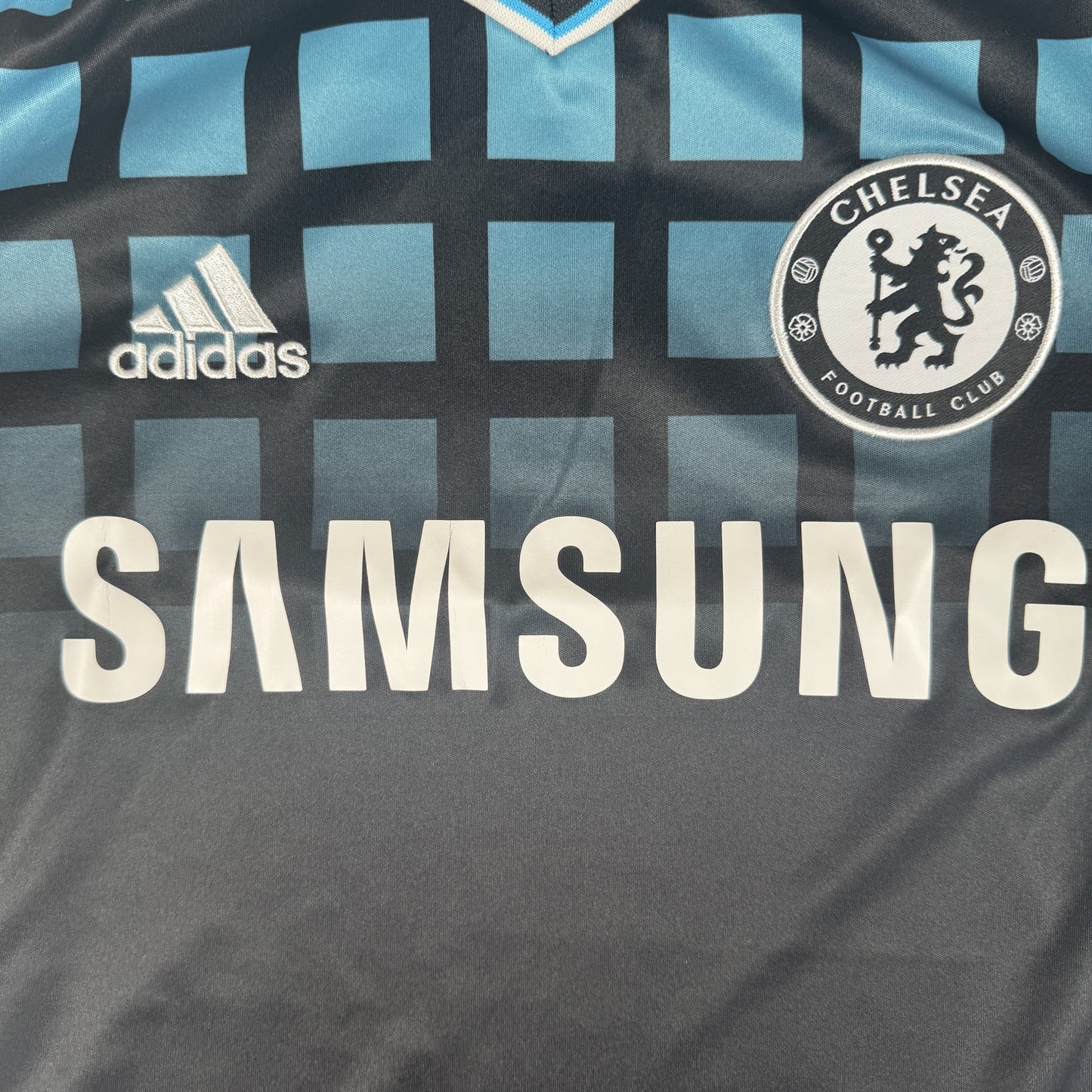 Chelsea 2011/2012 Away Football Shirt Small