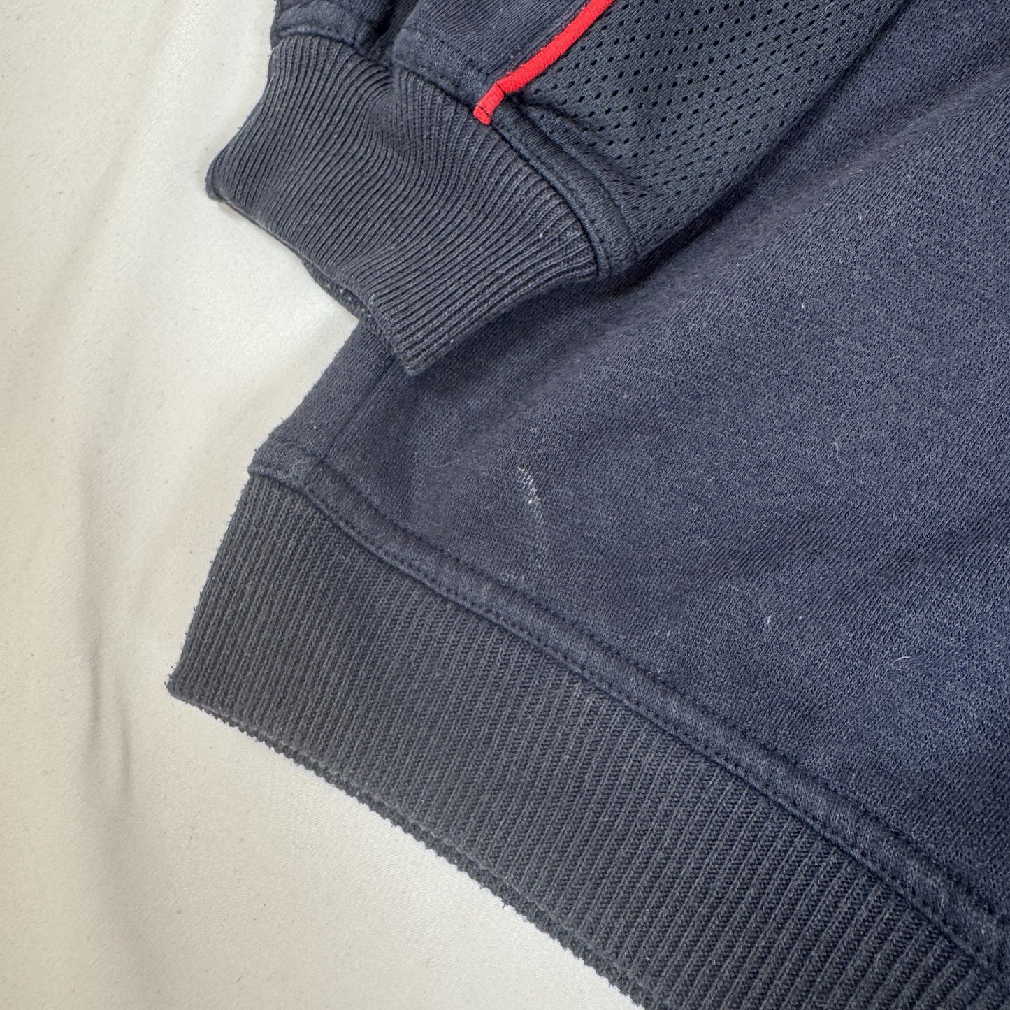 Liverpool 1996/1997 Reebok Training Sweatshirt Medium