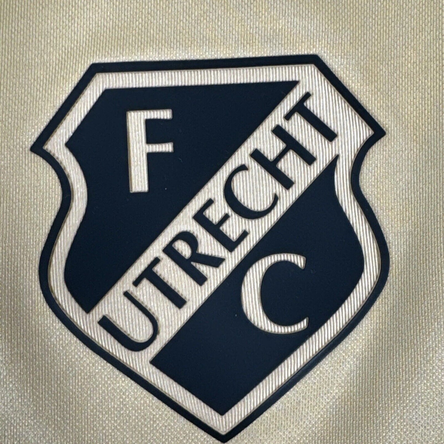 utrecht 2021 2022 third football shirt men s xxl 2xl4