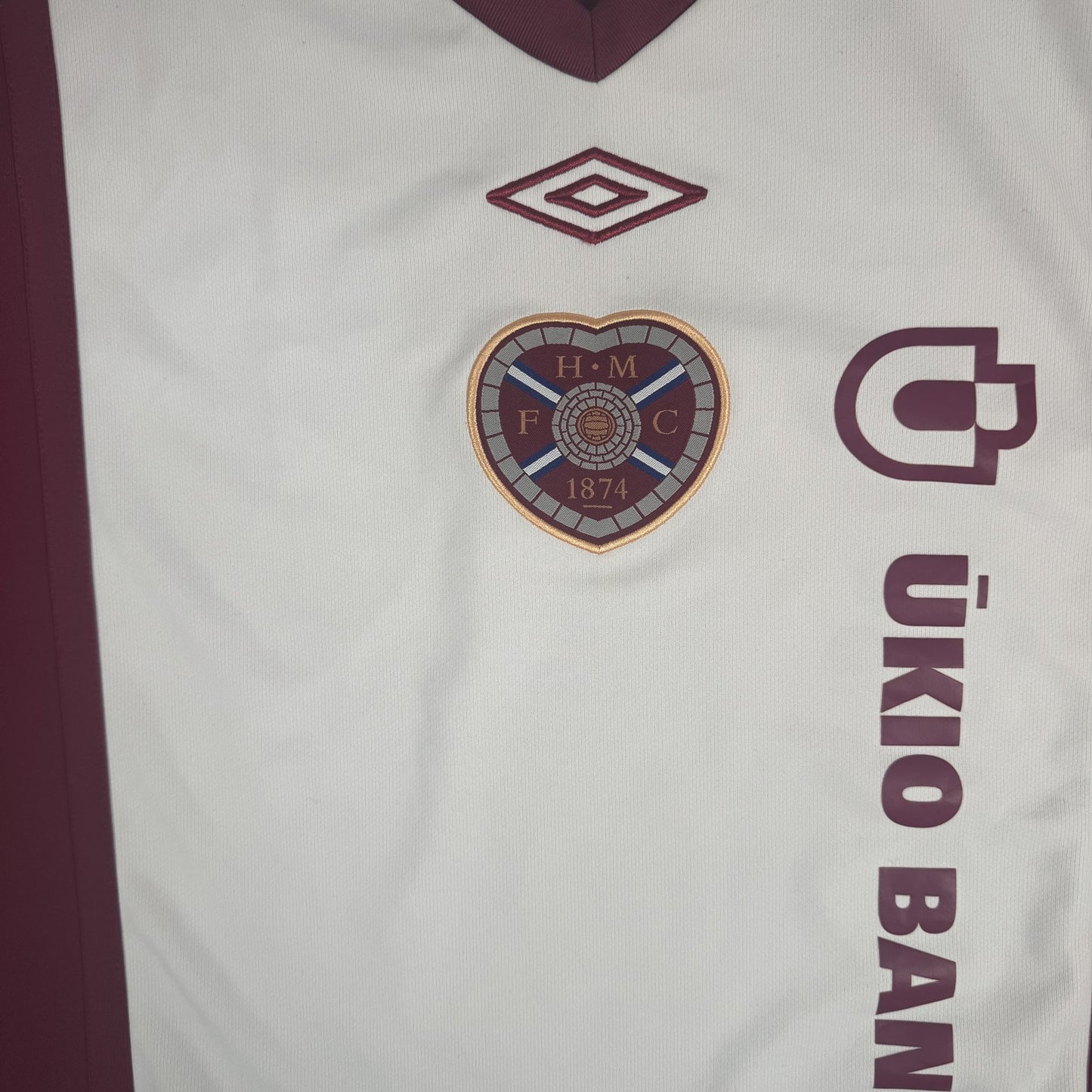 hearts heart of midlothian 2010 2011 home football shirt medium1