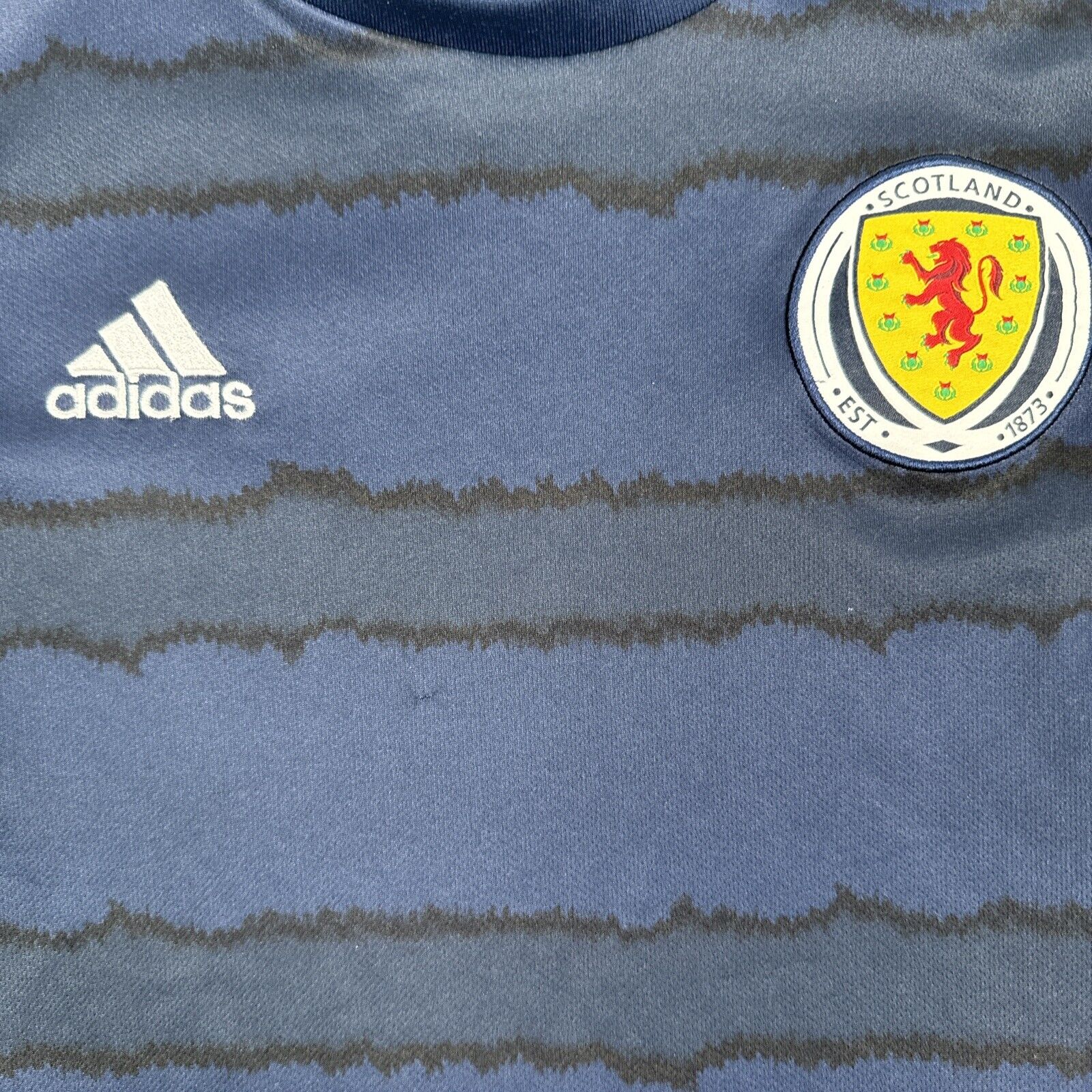 Scotland 2020/2021/2022 Home Football Shirt Men’s Medium - Football Shirt Kingdom