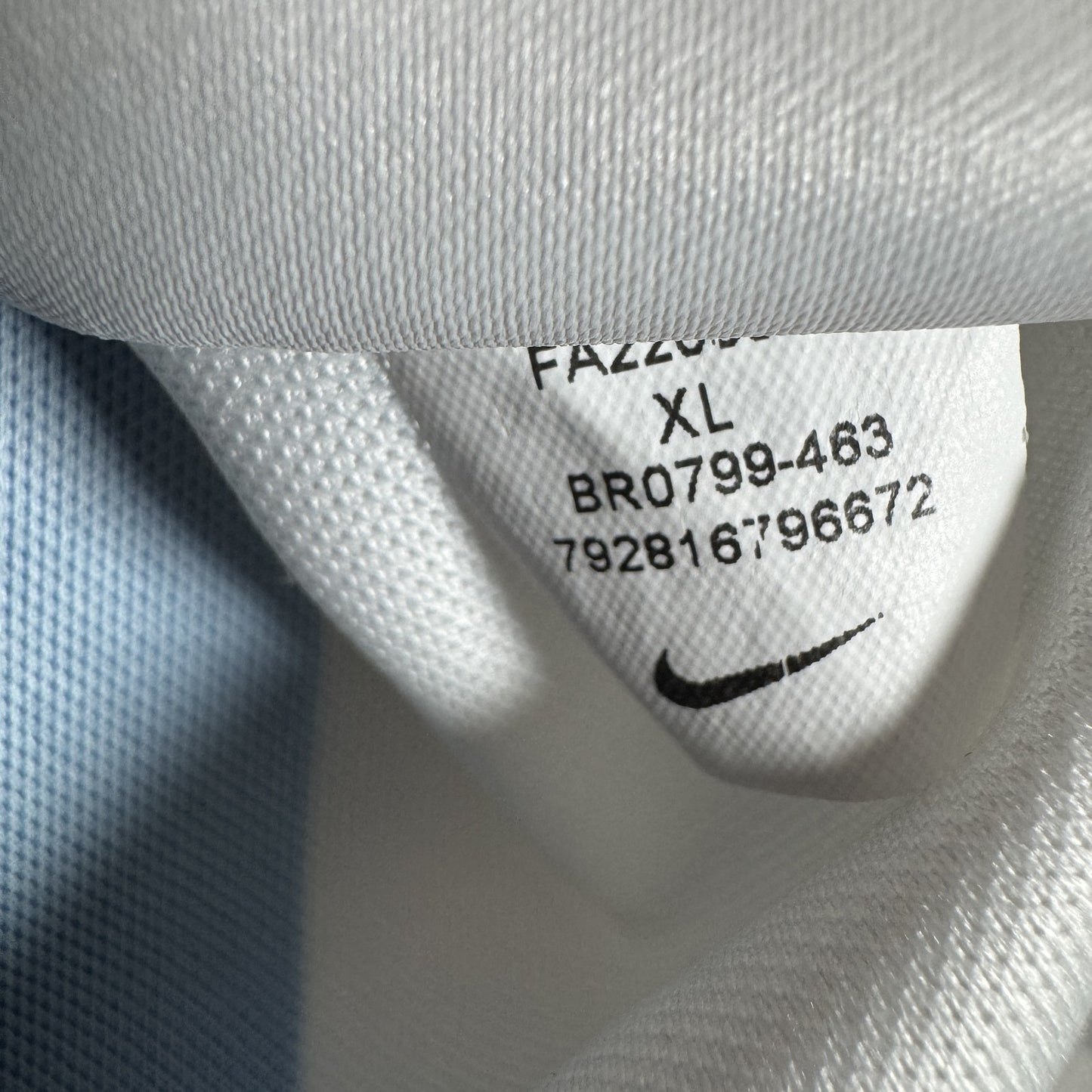 Brighton & Hove Albion 2022/2023 Home Football Shirt XL