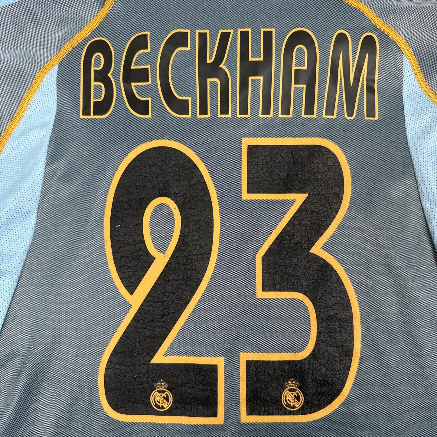 BECKHAM 23 Real Madrid 2003/2004 Third Football Shirt Men’s Small - Football Shirt Kingdom