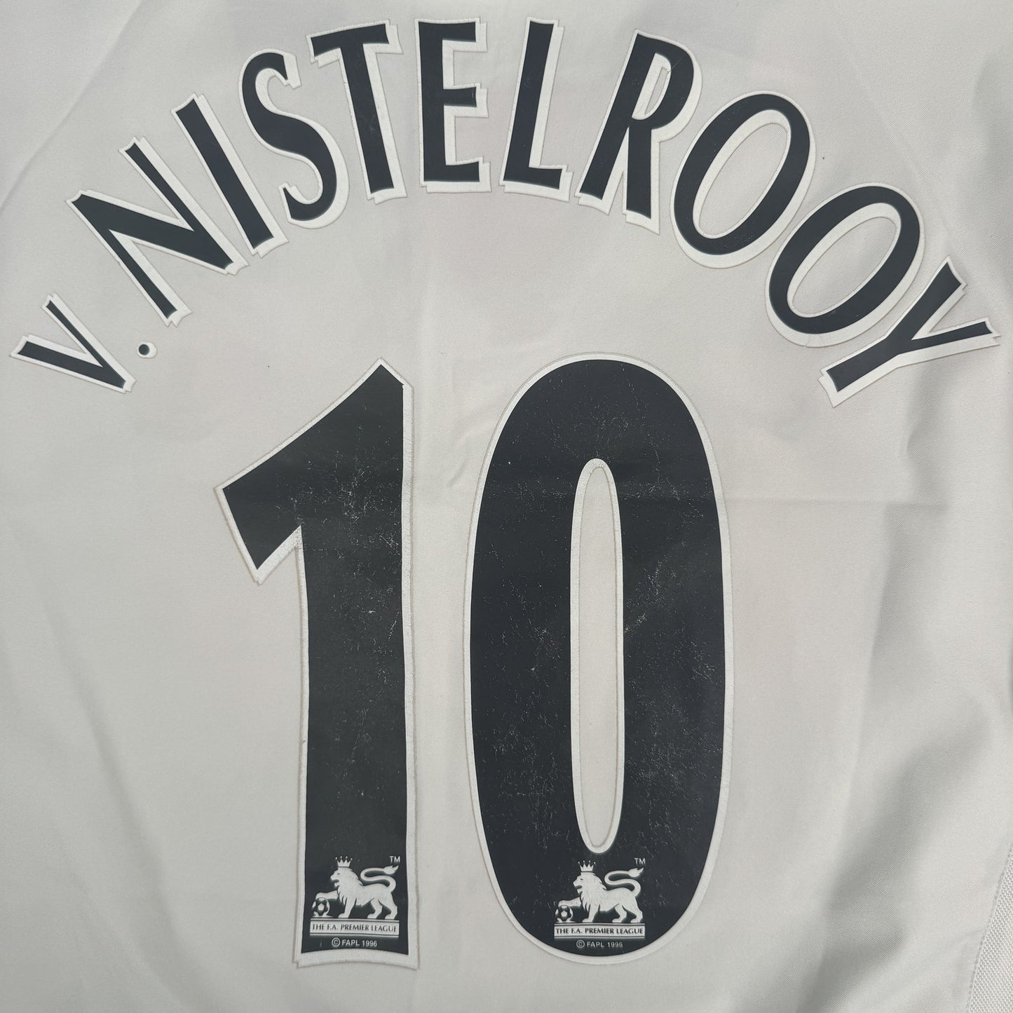v nistelrooy 10 manchester united 2002 2003 away football shirt medium1