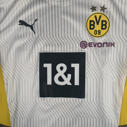 Borussia Dortmund 2021/2022 Training Football Shirt  Medium