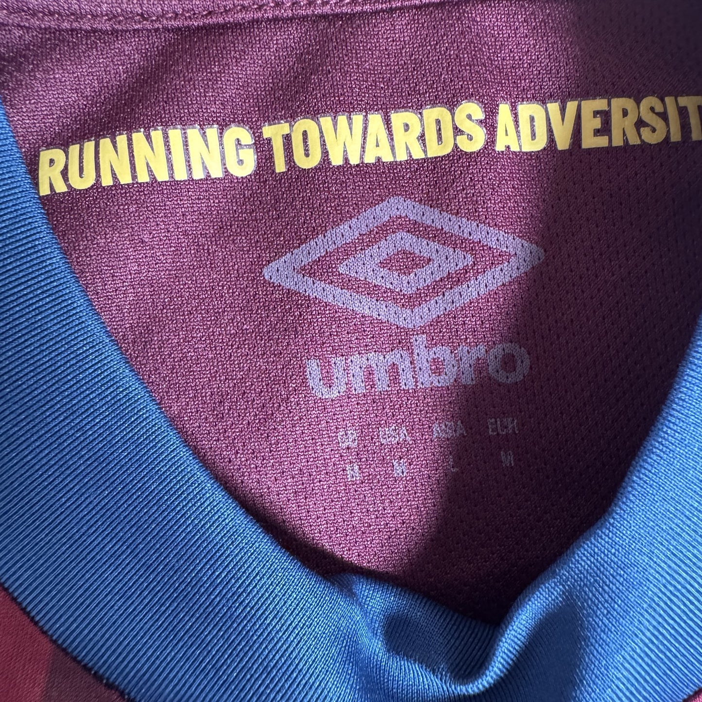 Ipswich Town 2024/2025 Away Football Shirt Medium