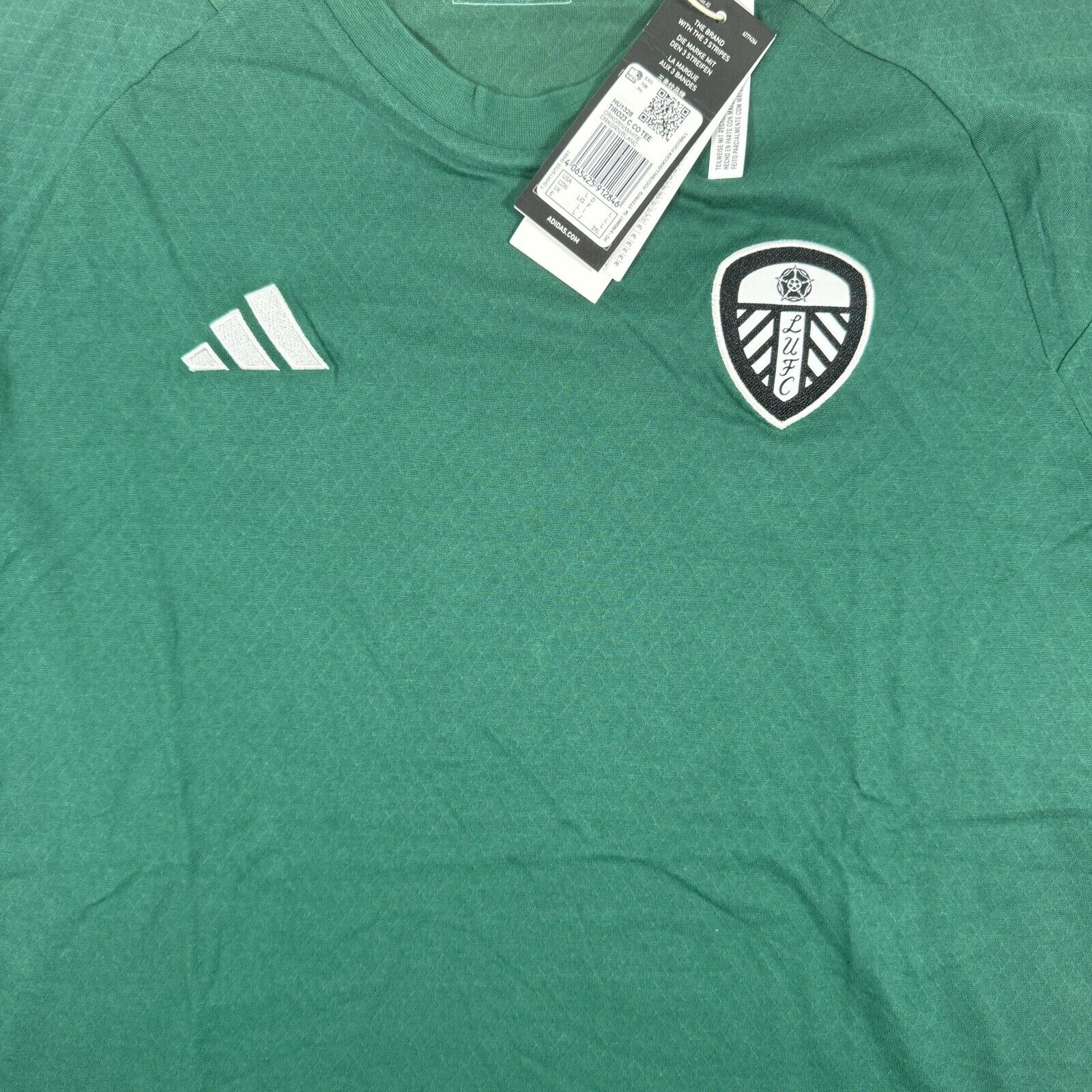 Leeds United 2023/2024 Training Football Shirt BNWT Men’s Large - Football Shirt Kingdom