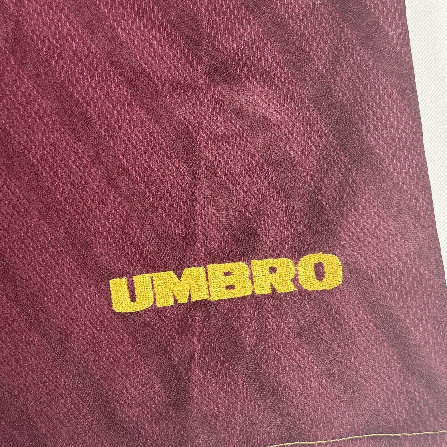 manchester city 1996 1997 away football shorts umbro men s xl4