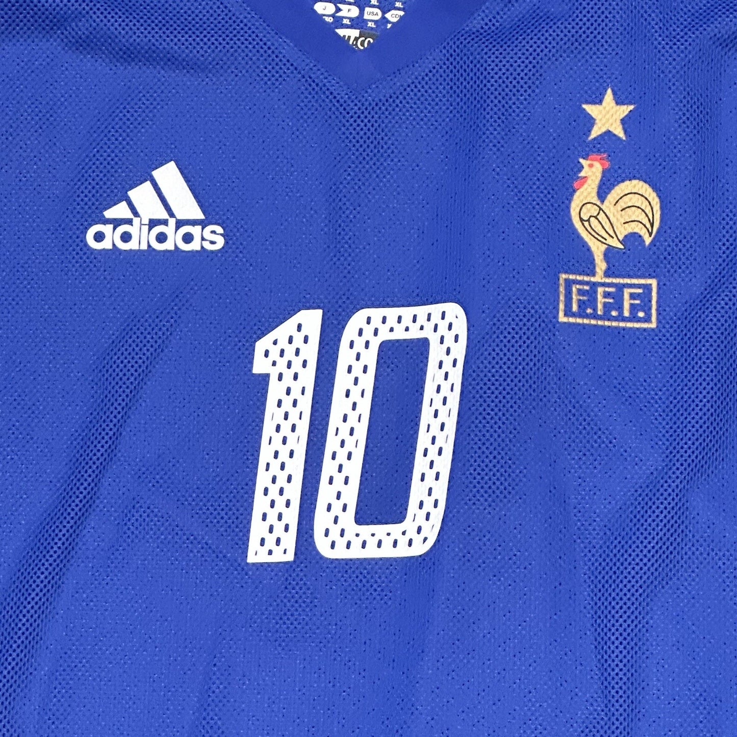zidane france 2002 world cup player spec home football shirt w tin xl2