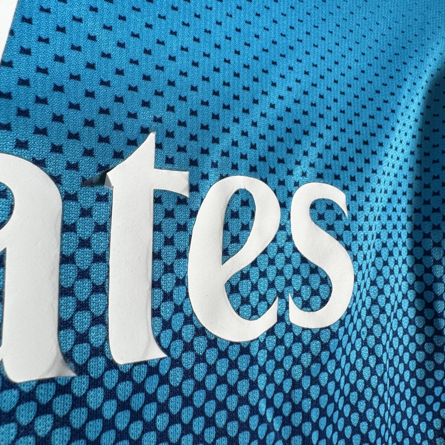 Arsenal 2017/2018 Away Football Shirt Medium