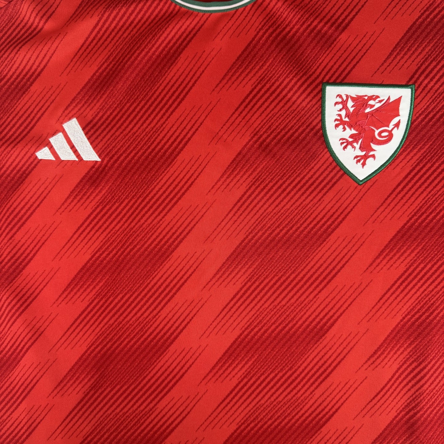 Wales 2022/2023/2024 Home Football Shirt XXL 2XL