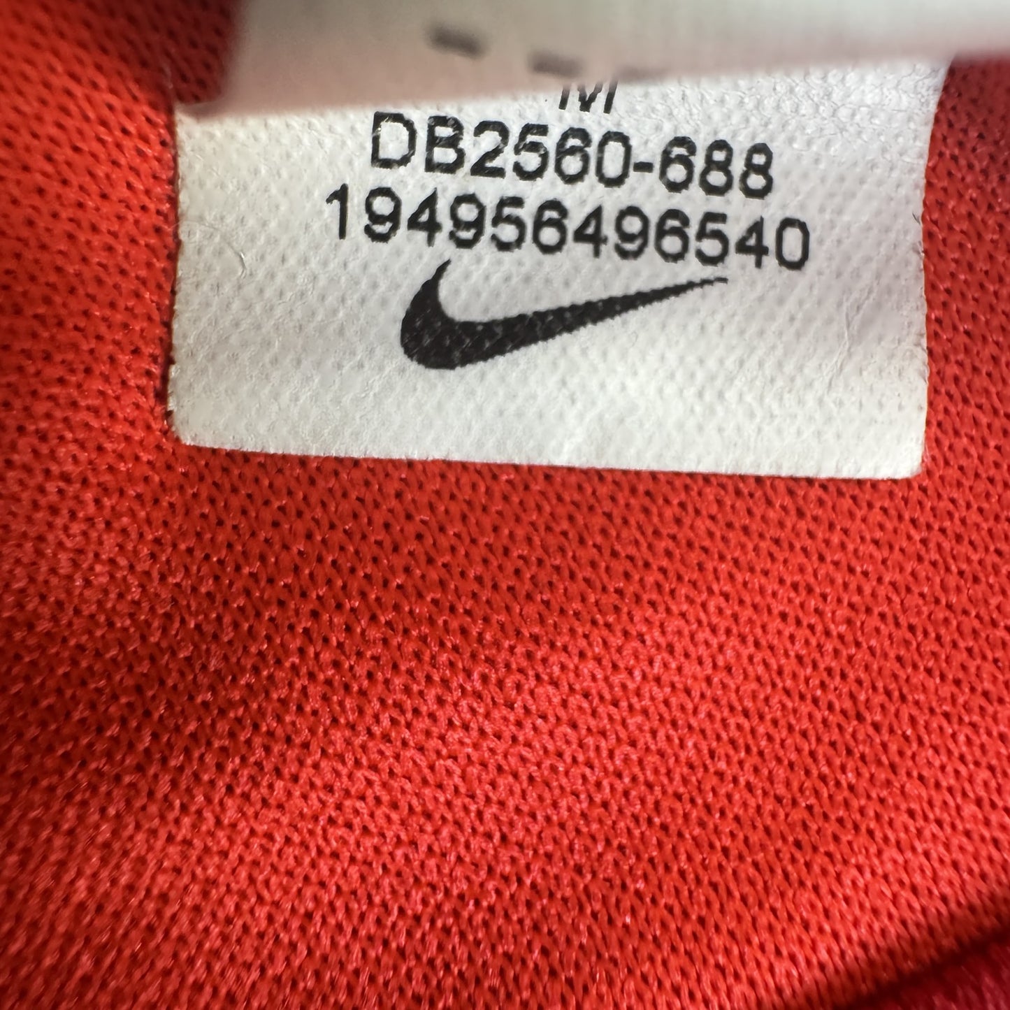 Liverpool 2021/2022 Home Football Shirt Medium