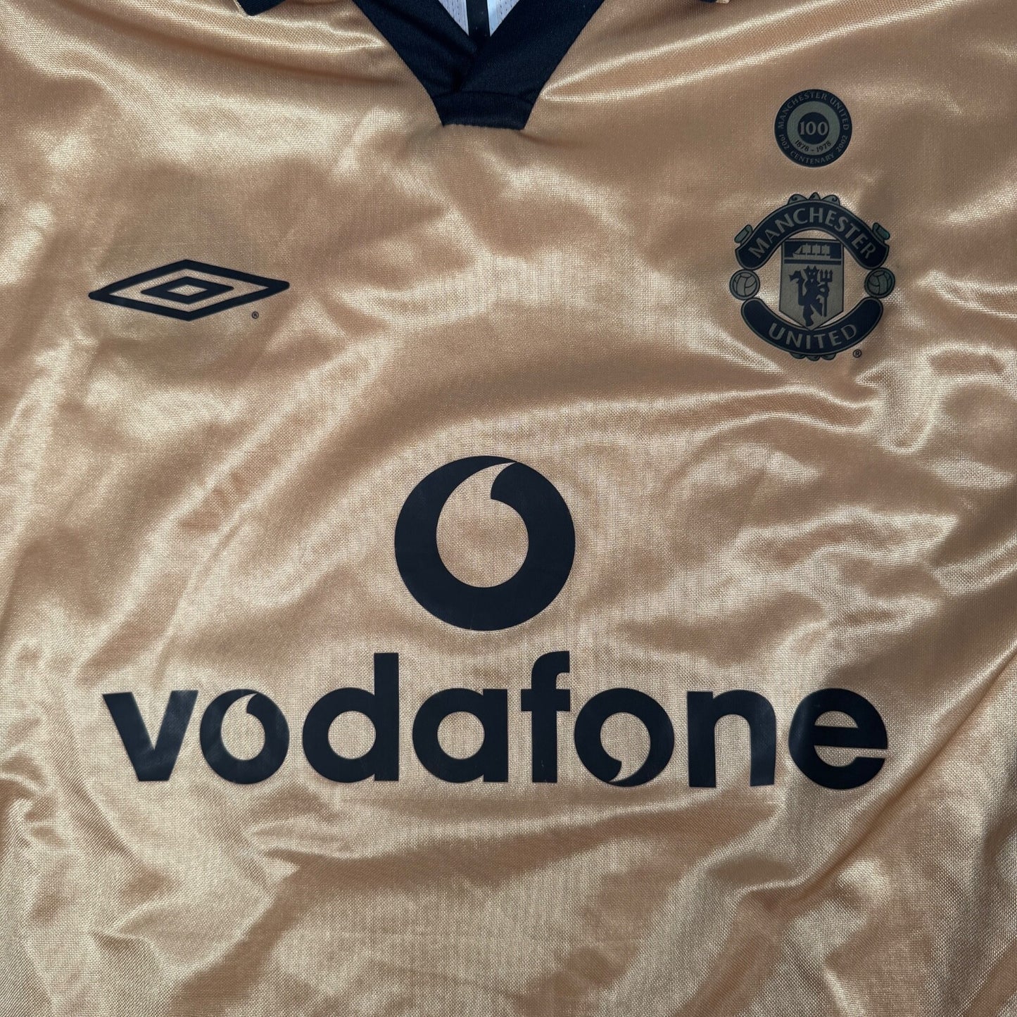 manchester united 2001 2002 away football shirt long sleeve medium2