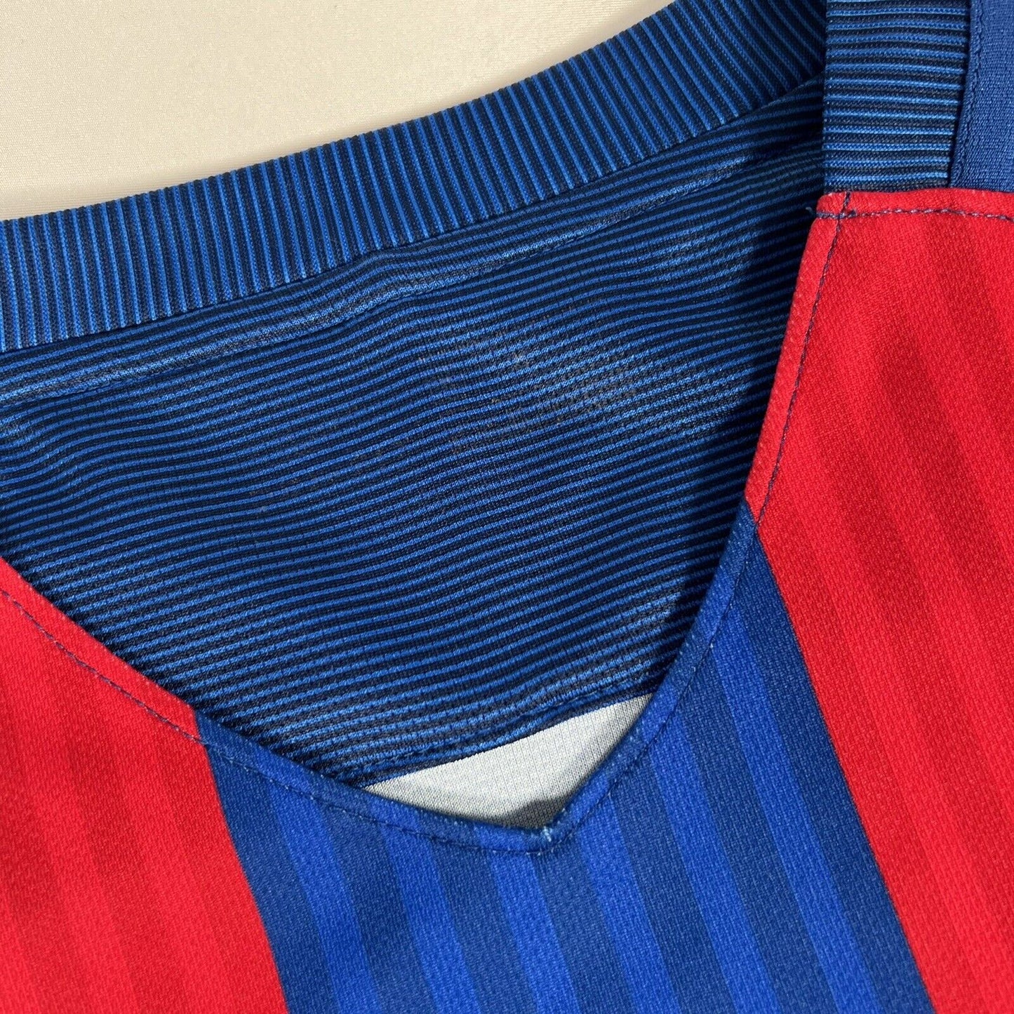 barcelona 2016 2017 home football shirt men s medium 14