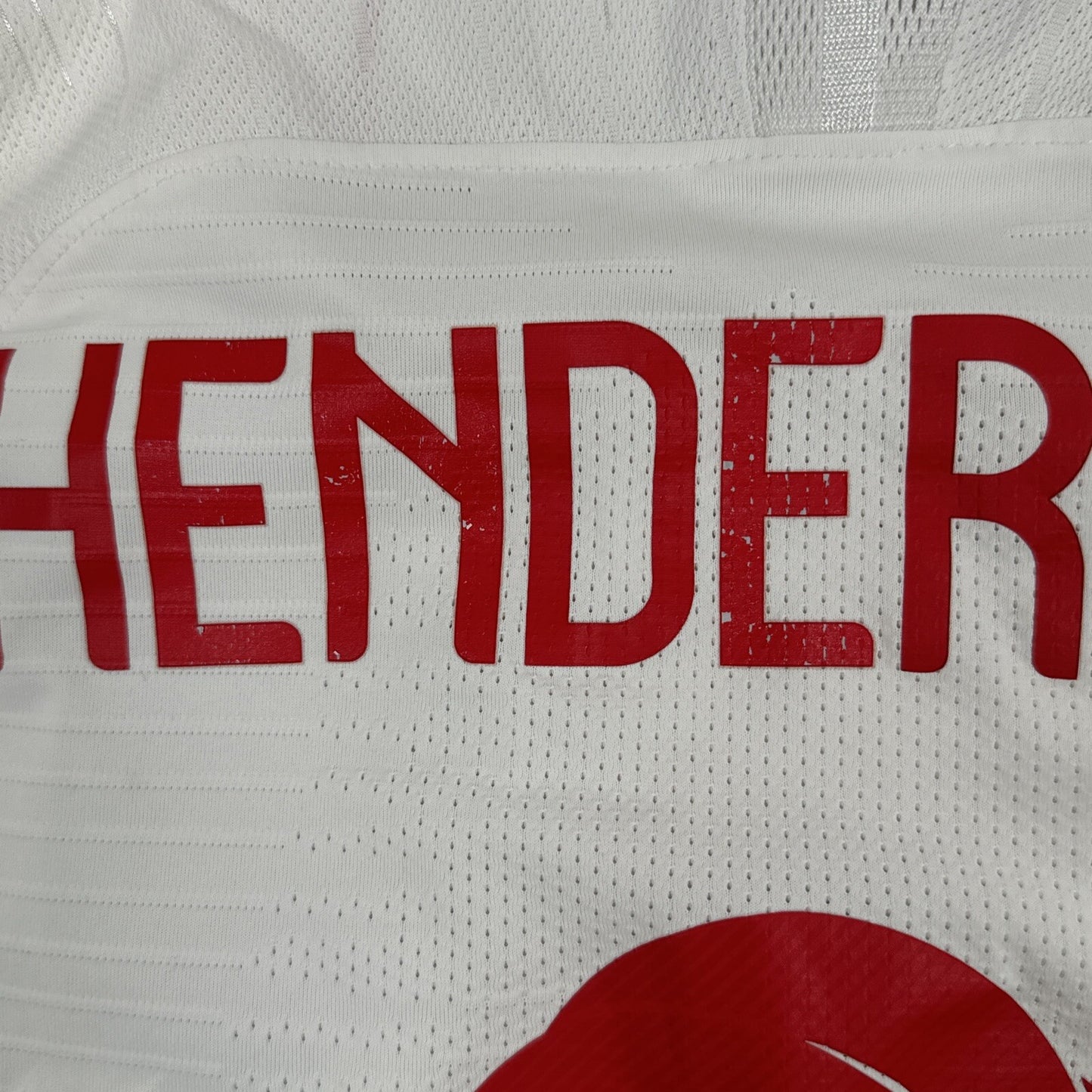 HENDERSON 8 England 2018/2019/2020 Home Football Shirt Vaporknit Small - Football Shirt Kingdom