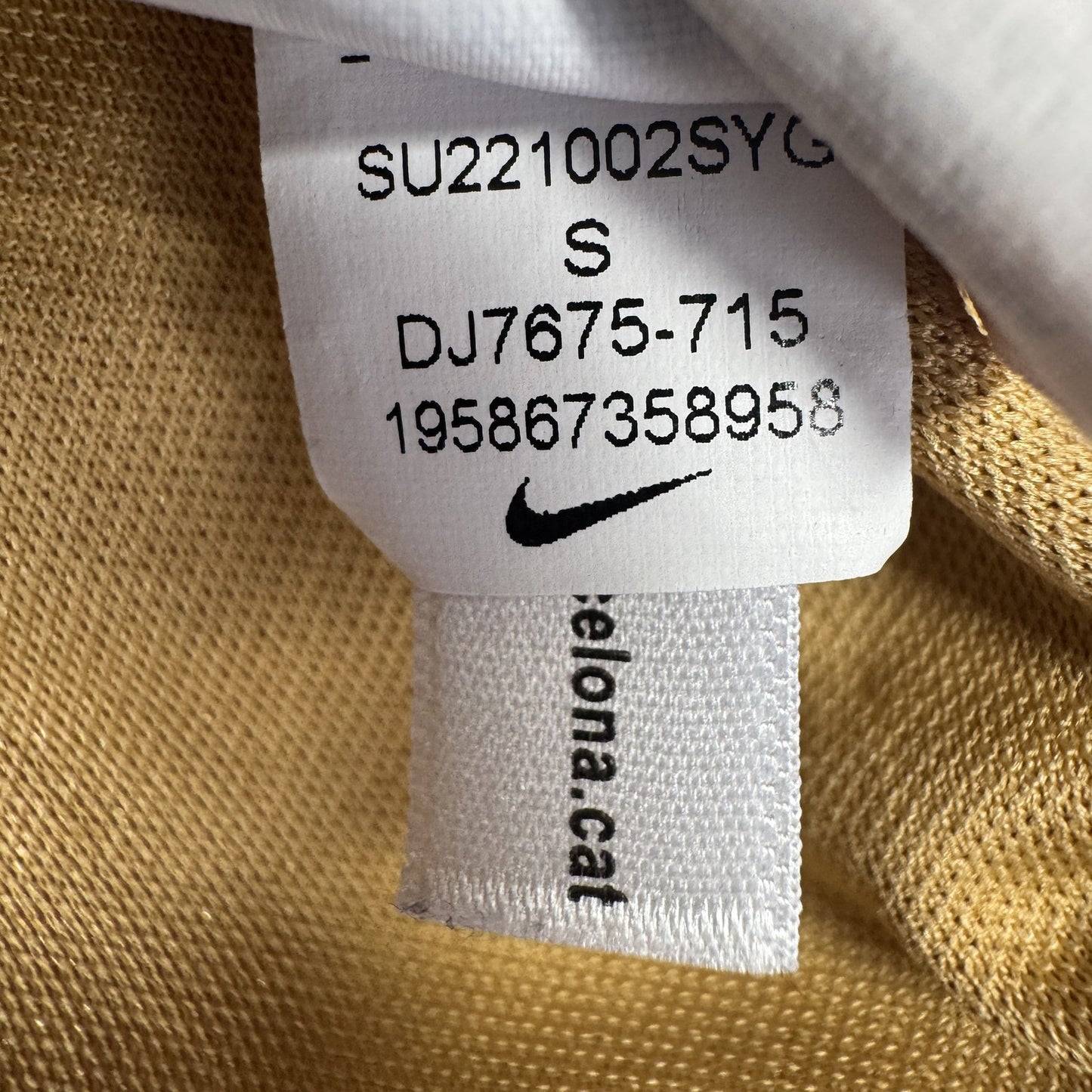Barcelona 2022/2023 Away Football Shirt Small