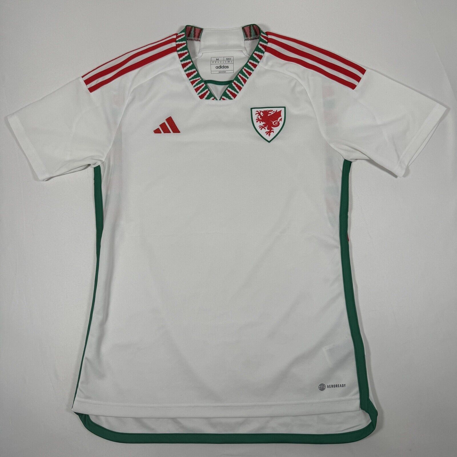 wales 2022 2023 2024 away football shirt men s medium2