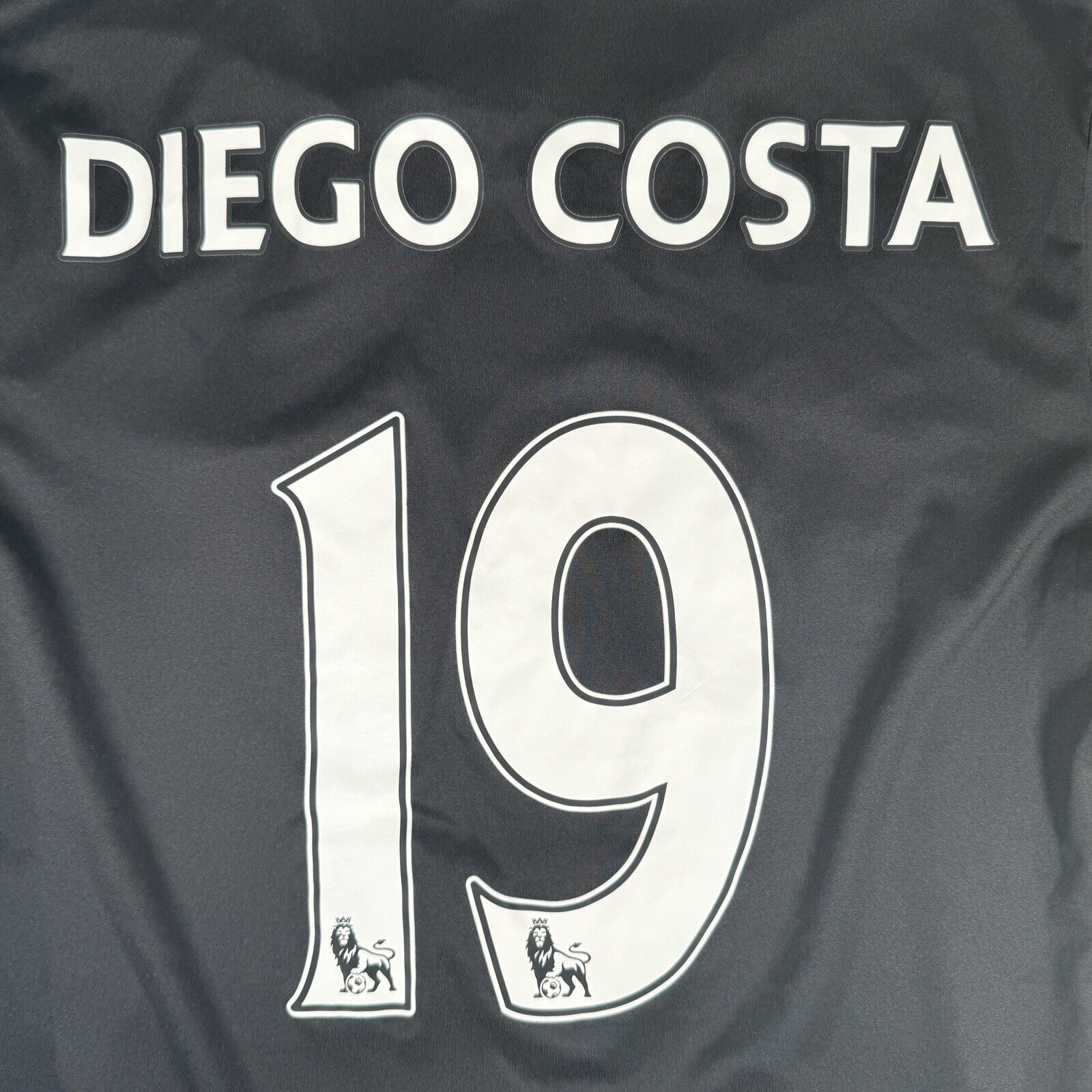 DIEGO COSTA 19 Chelsea 2016/2017 Away Football Shirt  Medium - Football Shirt Kingdom