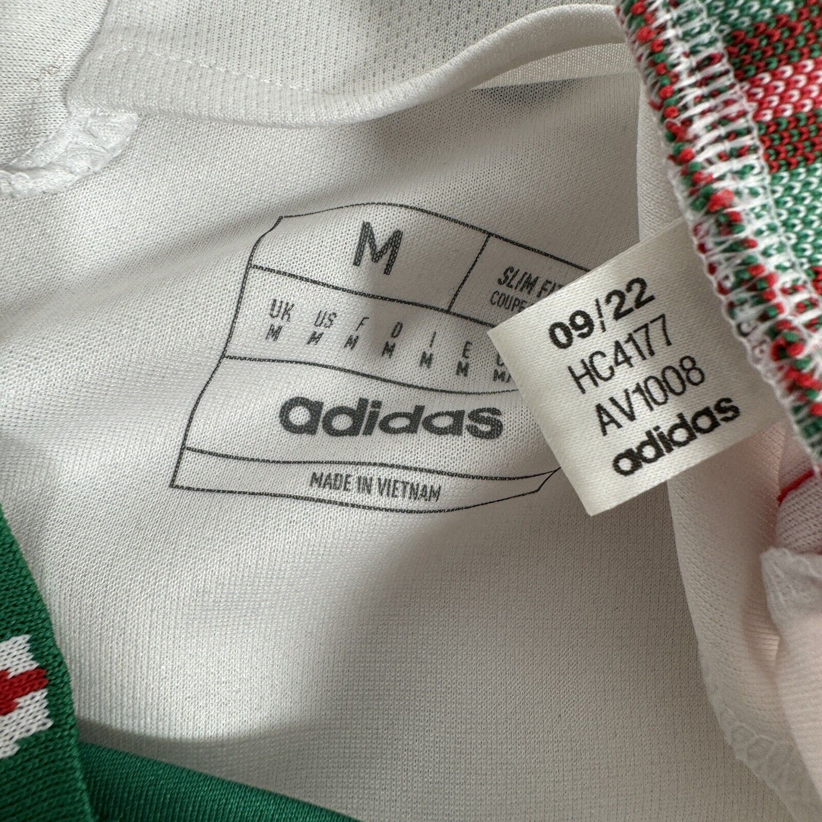 wales 2022 2023 2024 away football shirt men s medium4