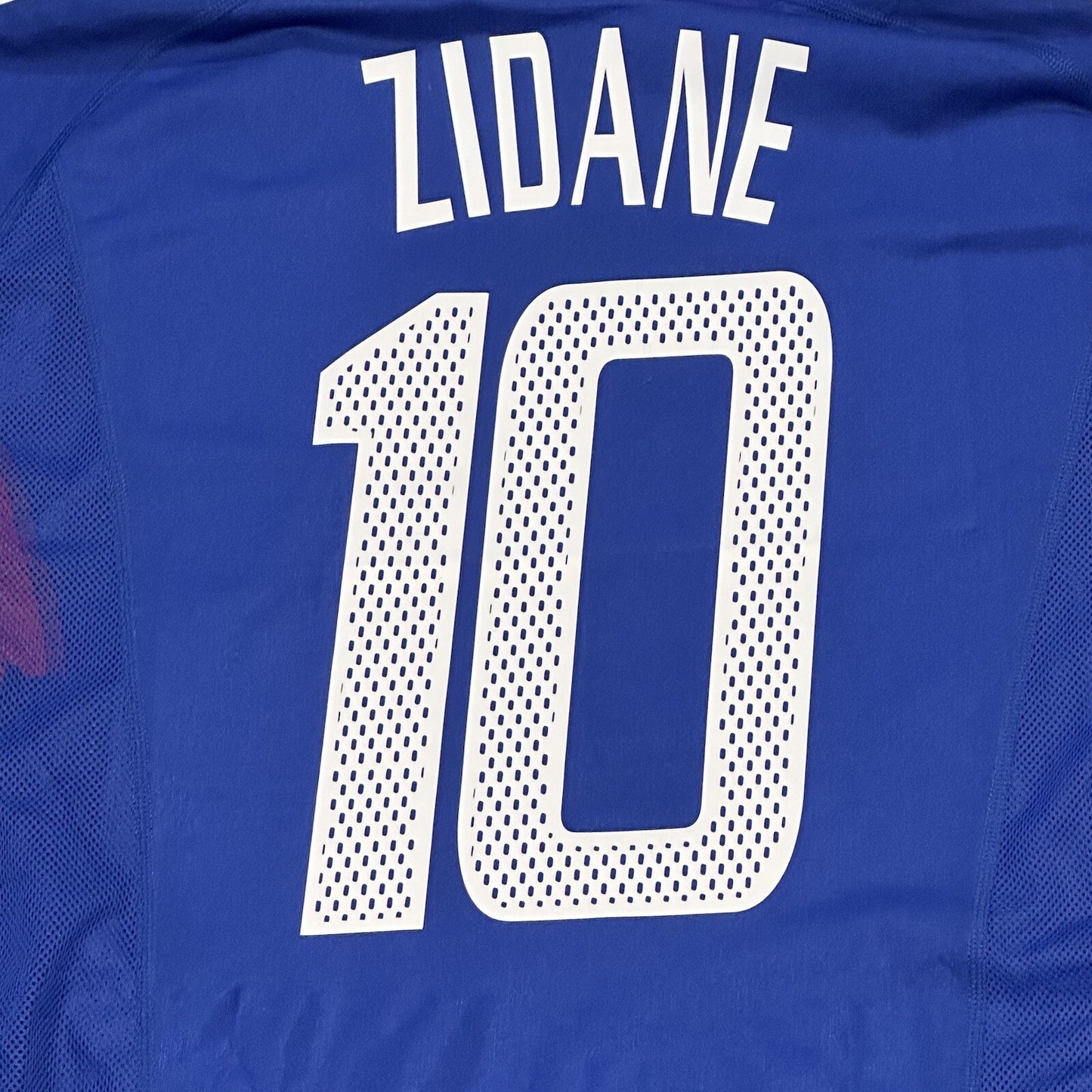zidane france 2002 world cup player spec home football shirt w tin xl3