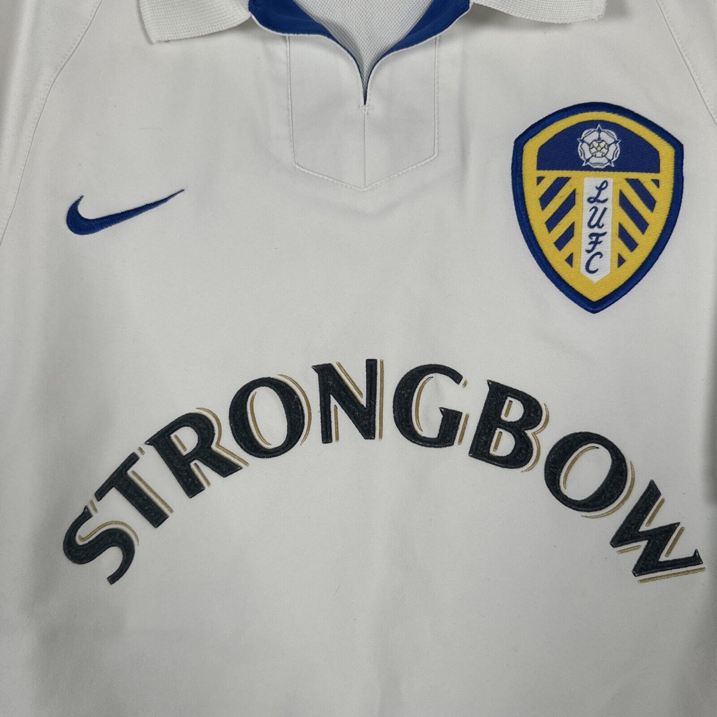 Leeds United 2002/2003 Home Football Shirt  Men’s XL - Football Shirt Kingdom