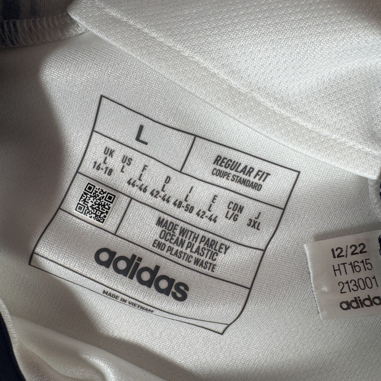 Italy 2023/2024 Away Football Shirt Wo Large