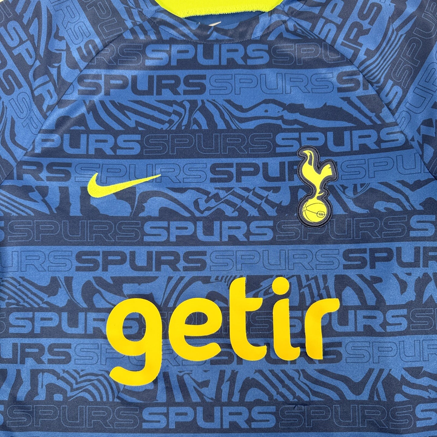 tottenham 2022 2023 pre match training football shirt men s small1