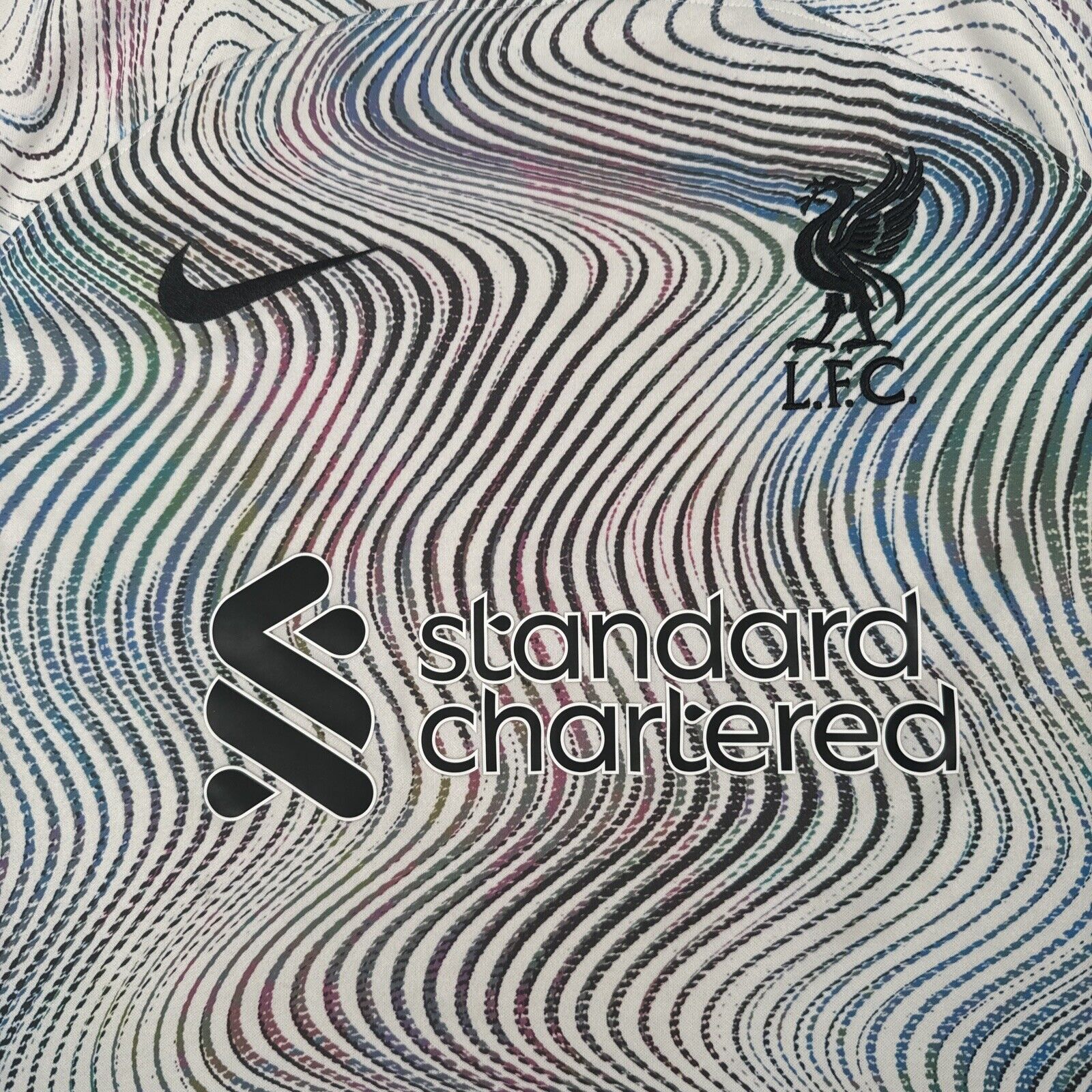 Liverpool 2022/2023 Away Football Shirt   Large - Football Shirt Kingdom