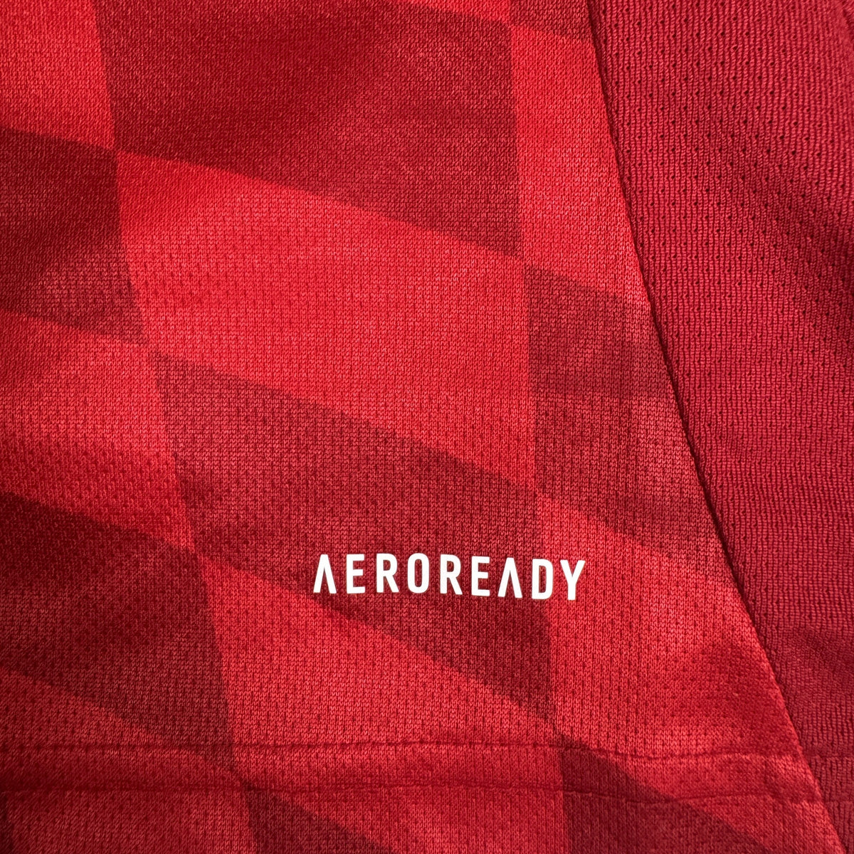 Aberdeen 2024/2025 home football shirt, size Medium