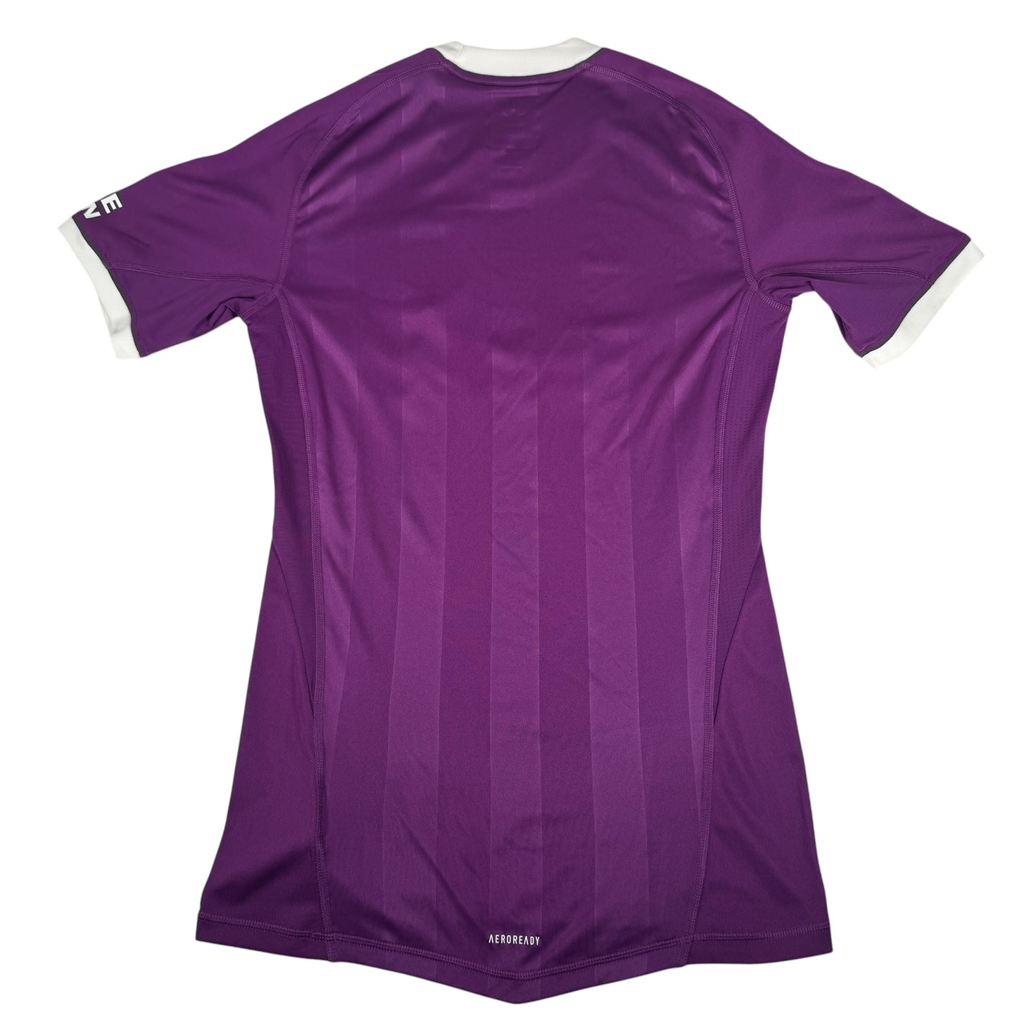 Aston Villa 2025/2026 Goalkeeper Football Shirt Medium – Football Shirt Kingdom