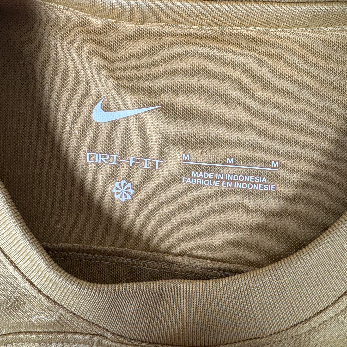 Barcelona 2022/2023 Away Football Shirt Medium – Football Shirt Kingdom