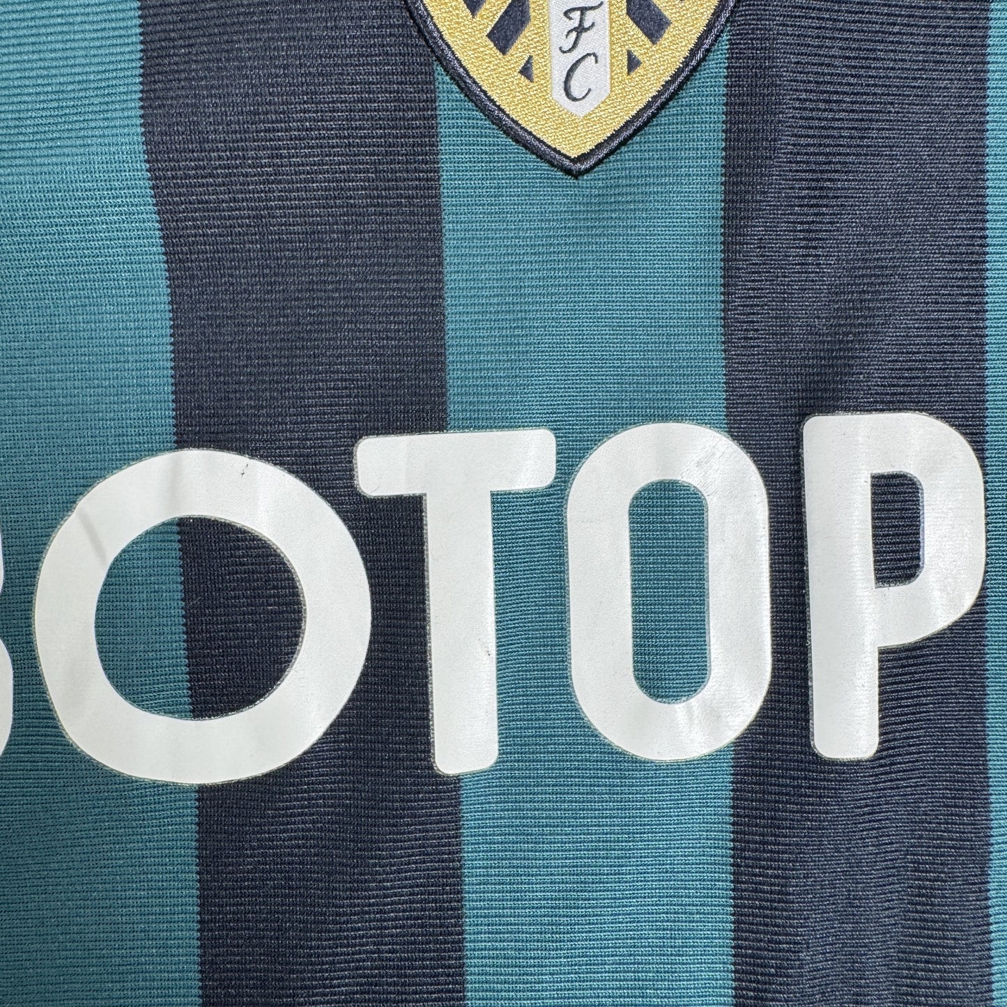 Leeds United 2020/2021 Away Football Shirt Medium