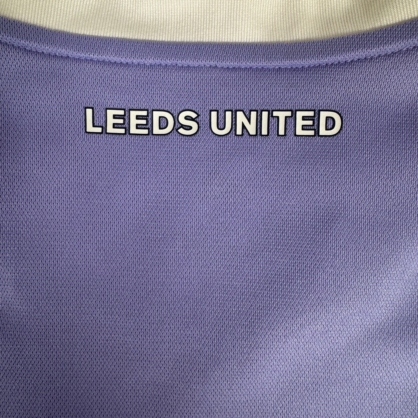 Leeds United 2021/2022 Third Football Shirt Small – Football Shirt Kingdom