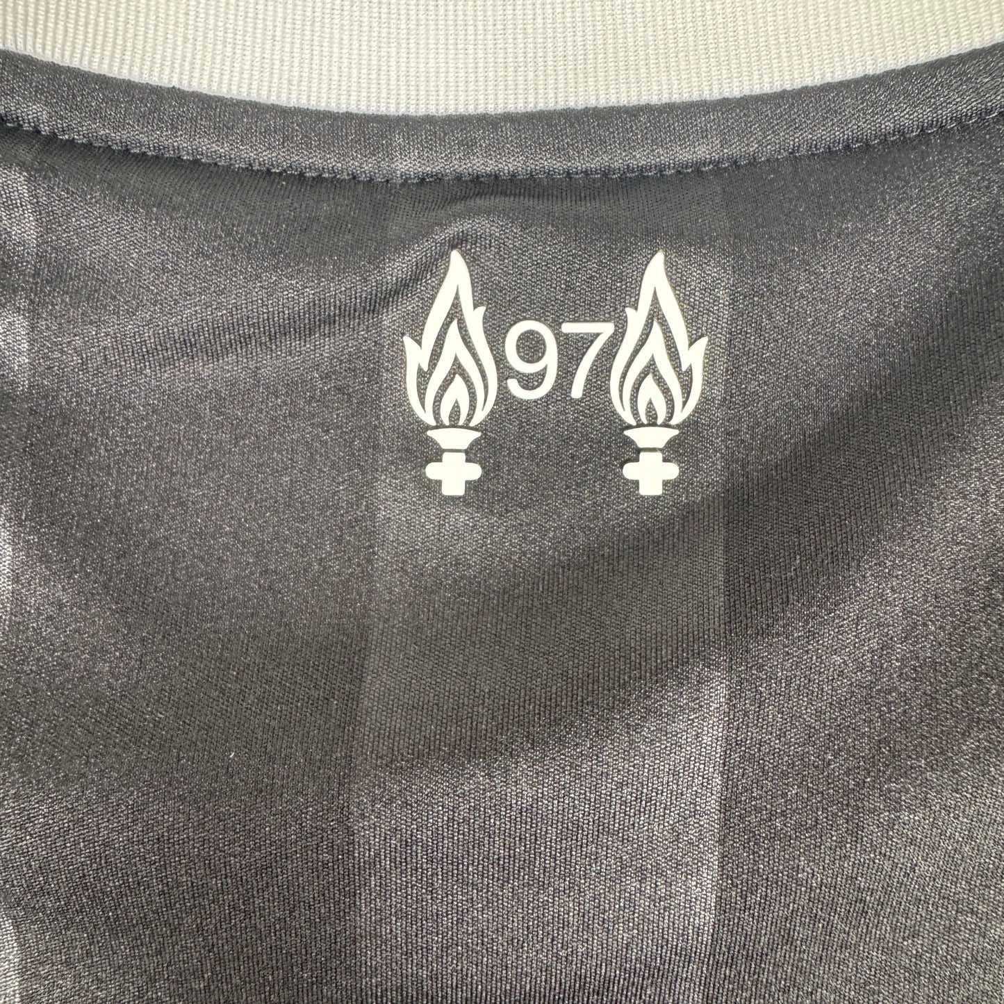 Liverpool 2025/2026 Goalkeeper Football Shirt 2XL – Football Shirt Kingdom