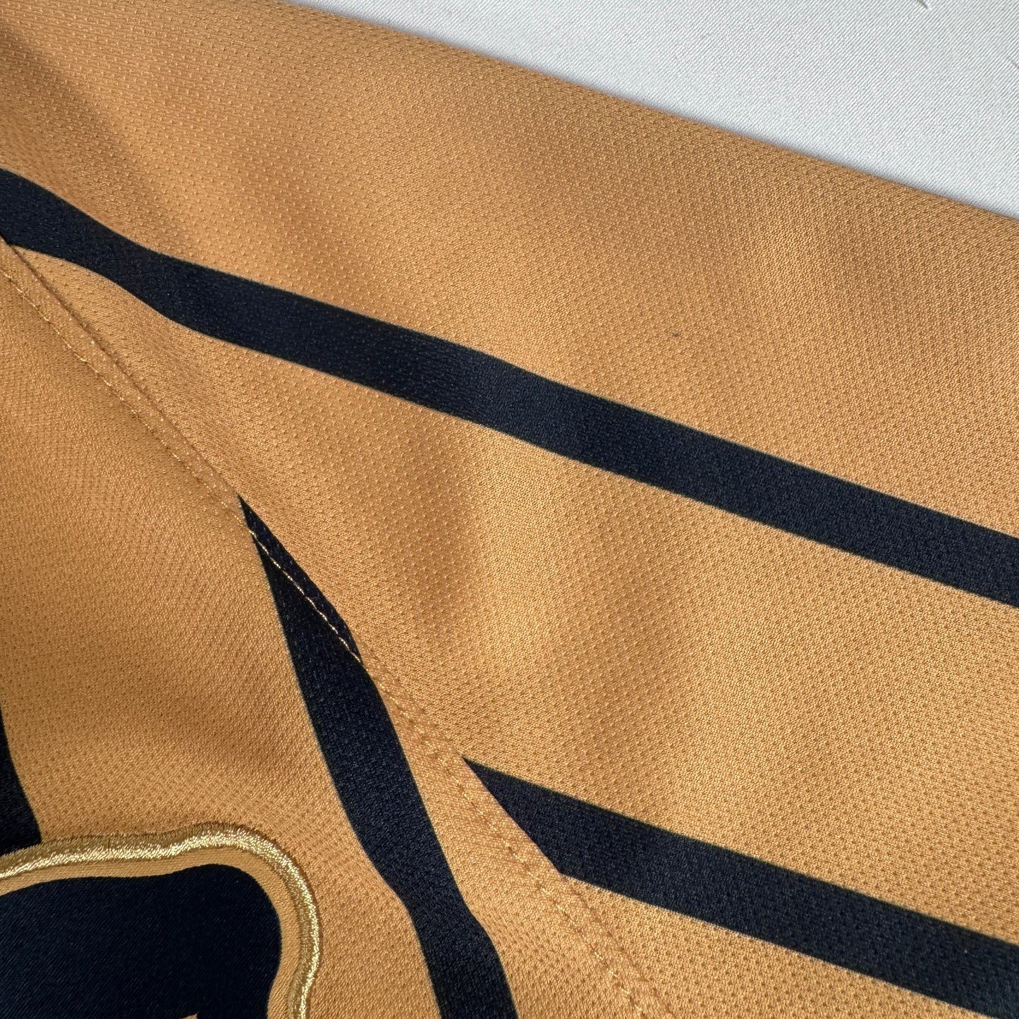Pumas 2018/2019 Away Football Shirt Small – Football Shirt Kingdom