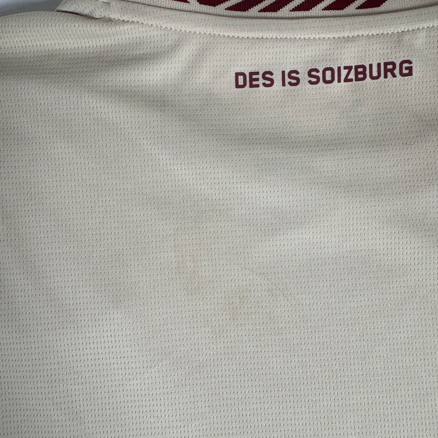 RB Salzburg 2024/2025 Third Football Shirt Large BNWT – Football Shirt Kingdom