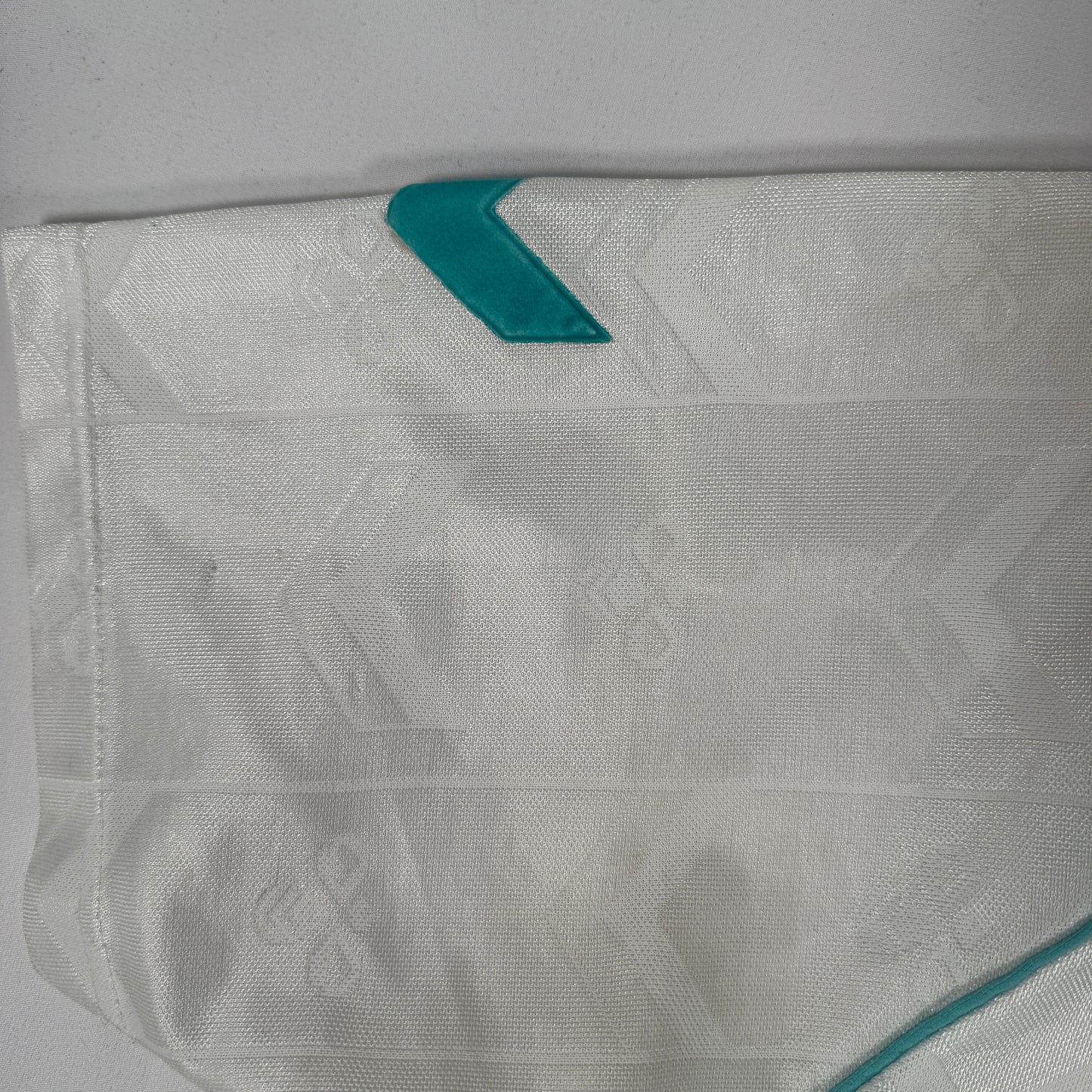 Southampton 1989/1990 Away Football Shirt XL – Football Shirt Kingdom