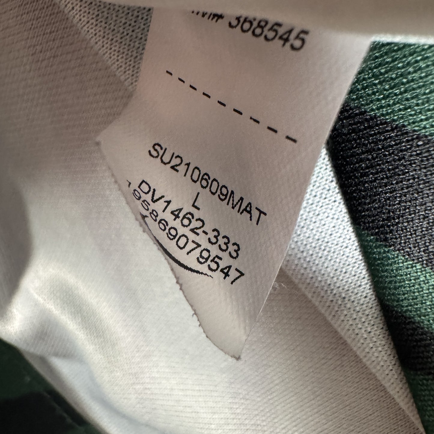 Sporting CP 2021/2022 Third Football Shirt Large